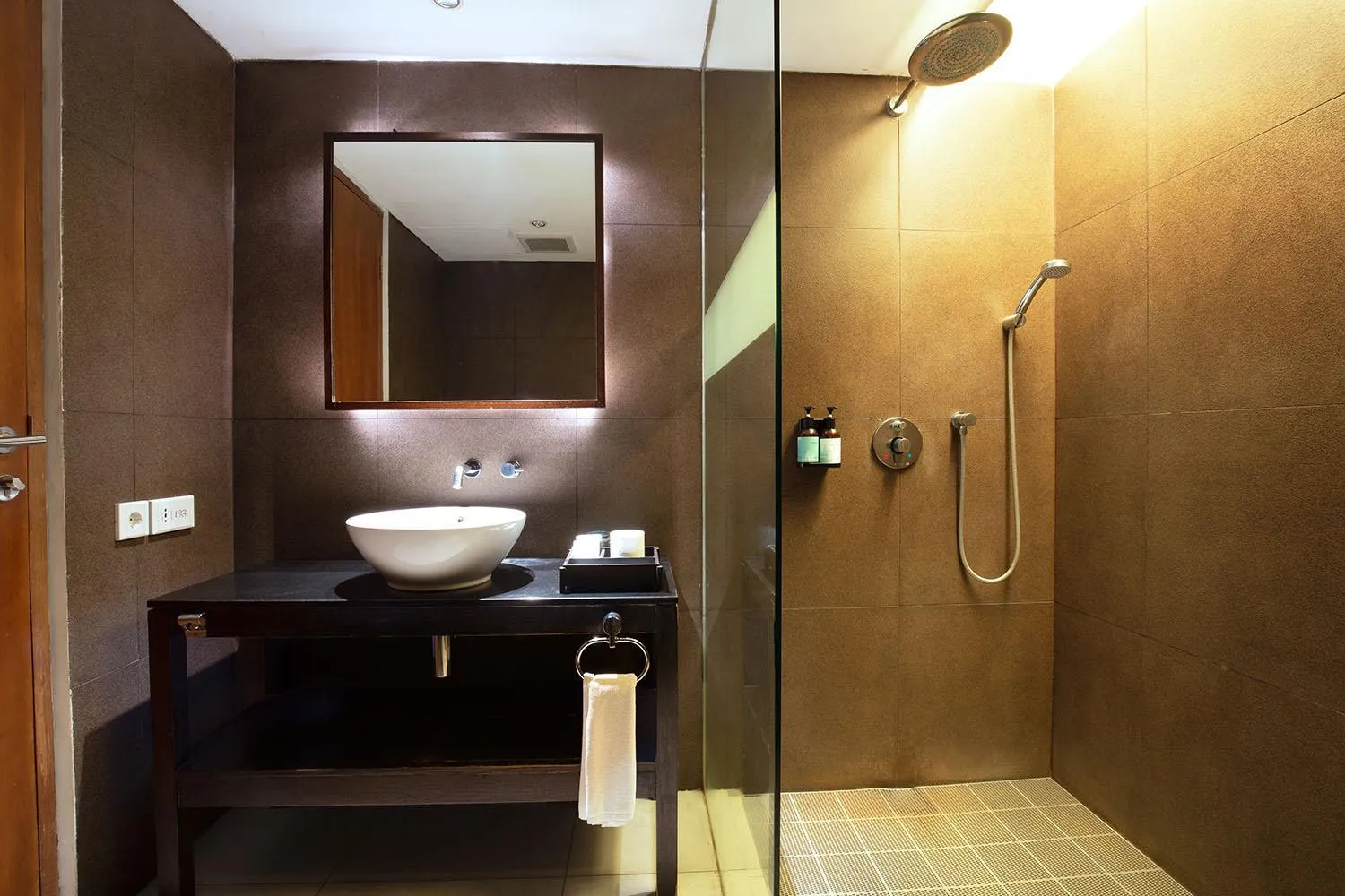 Deluxe Double or Twin Room with Pool View in THE 1O1 Bali Fontana Seminyak