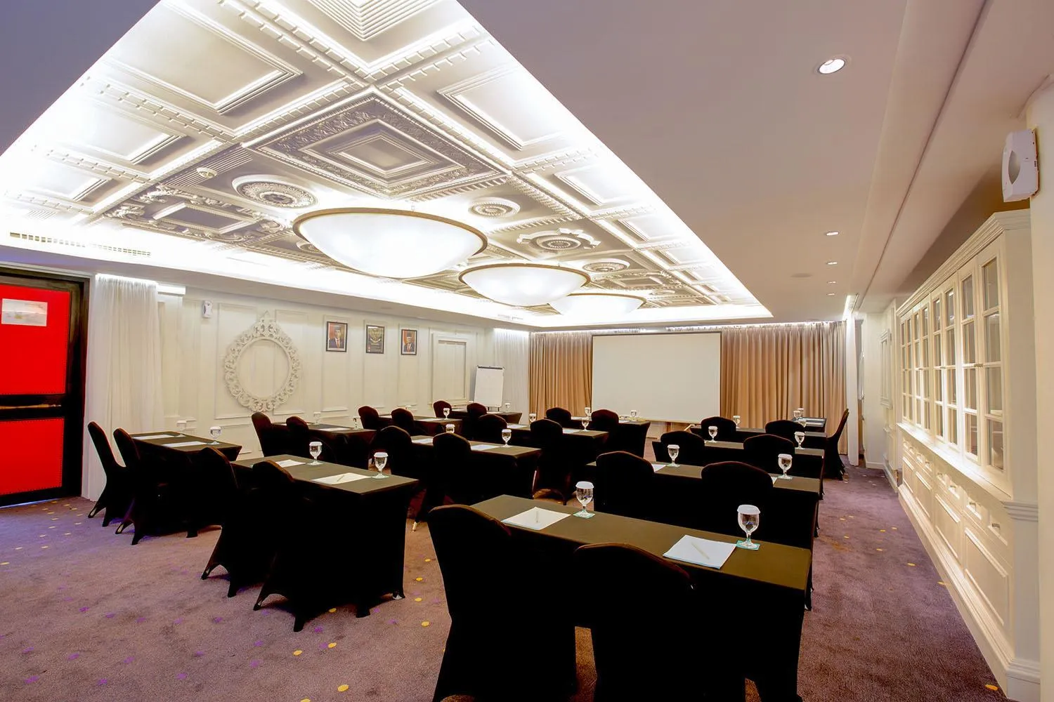 Meeting/conference room in THE 1O1 Bali Fontana Seminyak