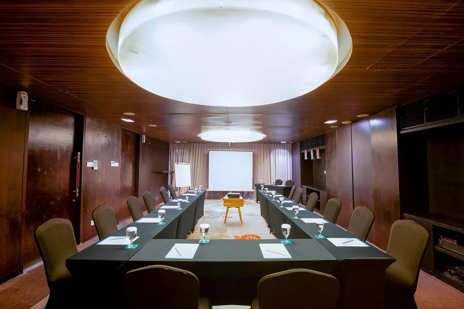 Meeting/conference room in THE 1O1 Bali Fontana Seminyak