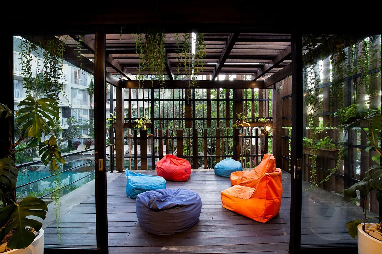 Restaurant/places to eat in THE 1O1 Bali Fontana Seminyak