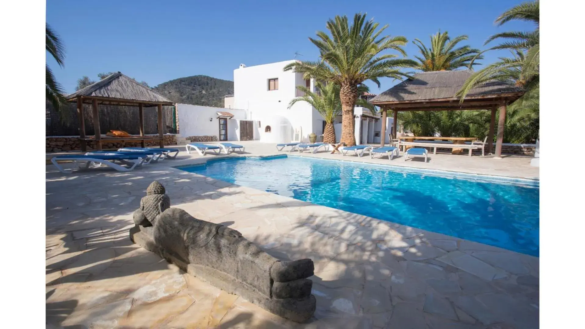 Villa Daniel 5 mins by taxi into Ibiza Town Villa Daniel 5 mins by taxi into Ibiza Town