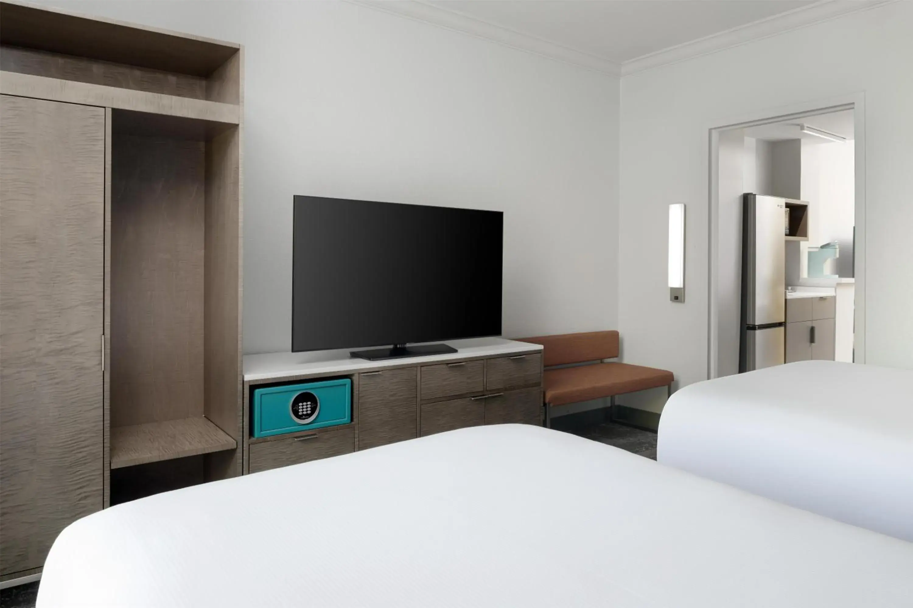 Bed in Hilton Boca Raton Suites Bed in Hilton Boca Raton Suites