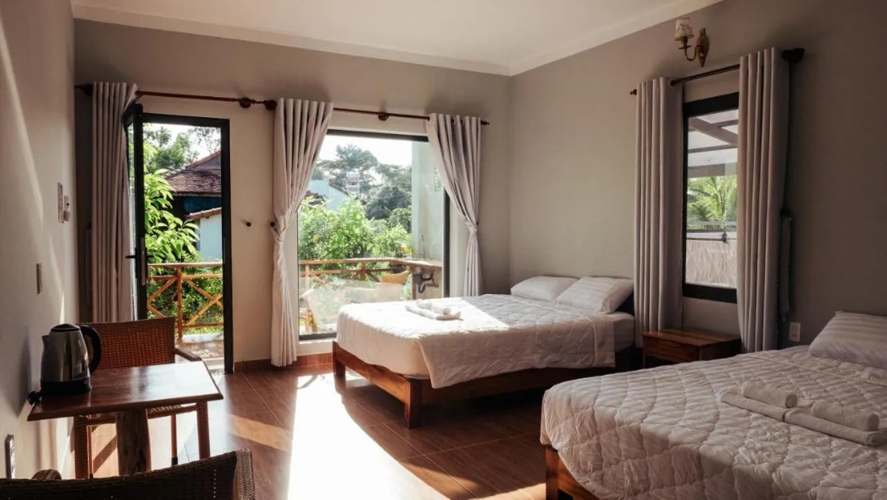 Bed in Phu Quoc Areca Garden Bungalow