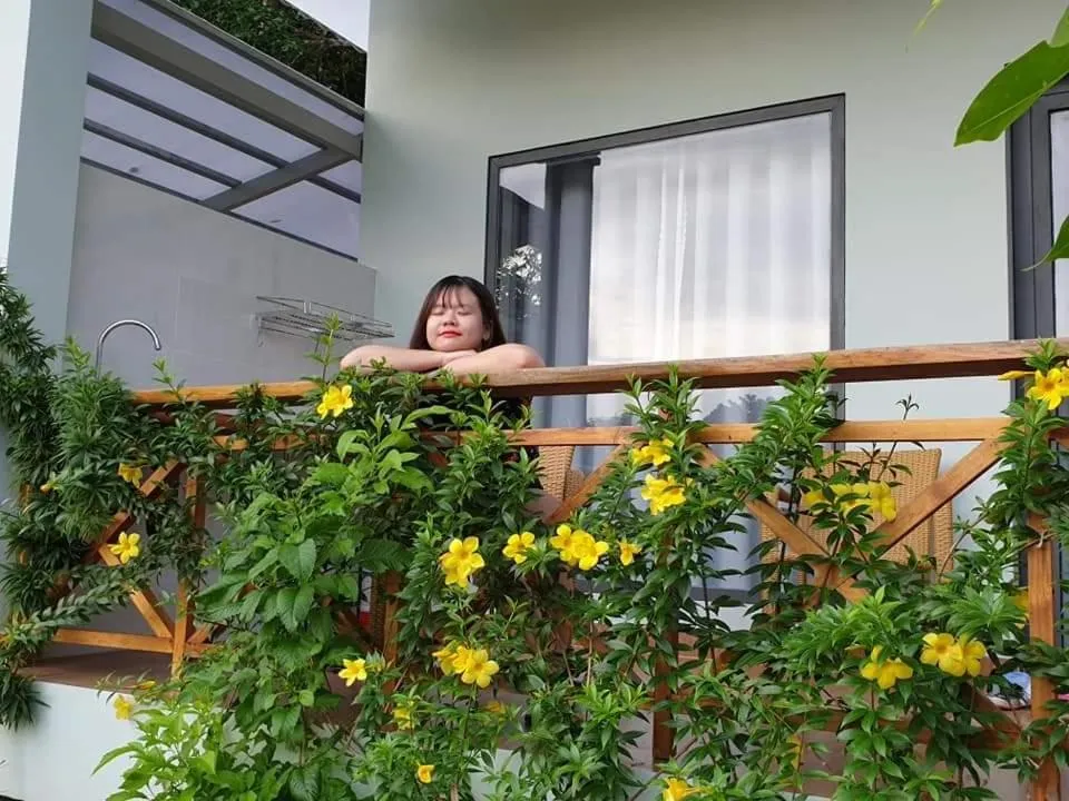 People in Phu Quoc Areca Garden Bungalow