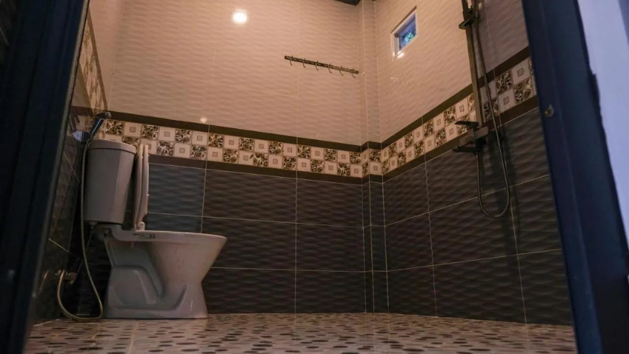Shower in Phu Quoc Areca Garden Bungalow