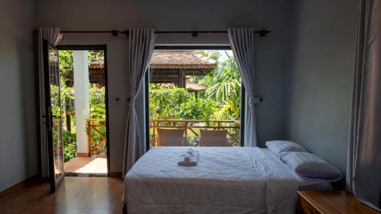 Bed in Phu Quoc Areca Garden Bungalow