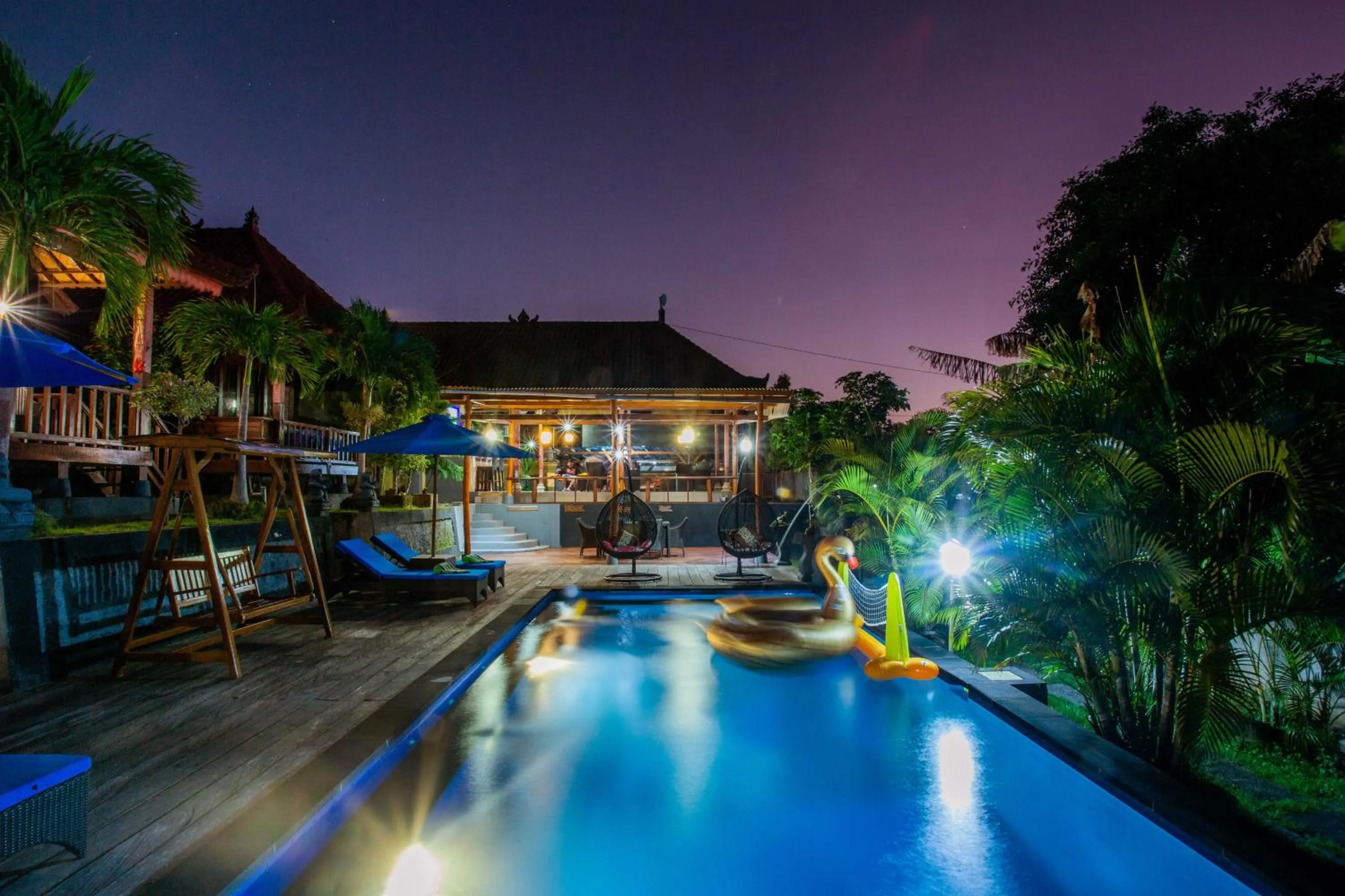 Night in Tatak Bunut Villa Ceningan