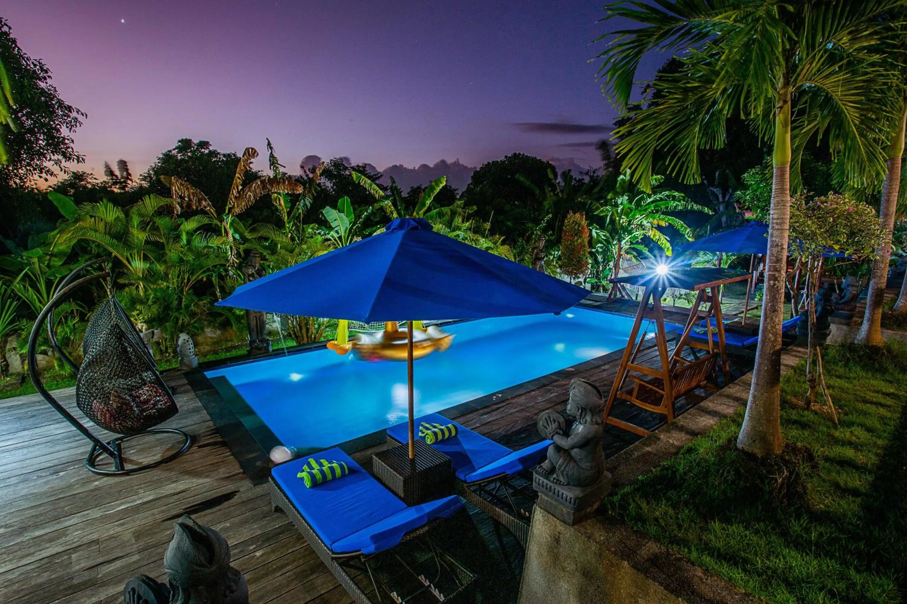Pool view in Tatak Bunut Villa Ceningan