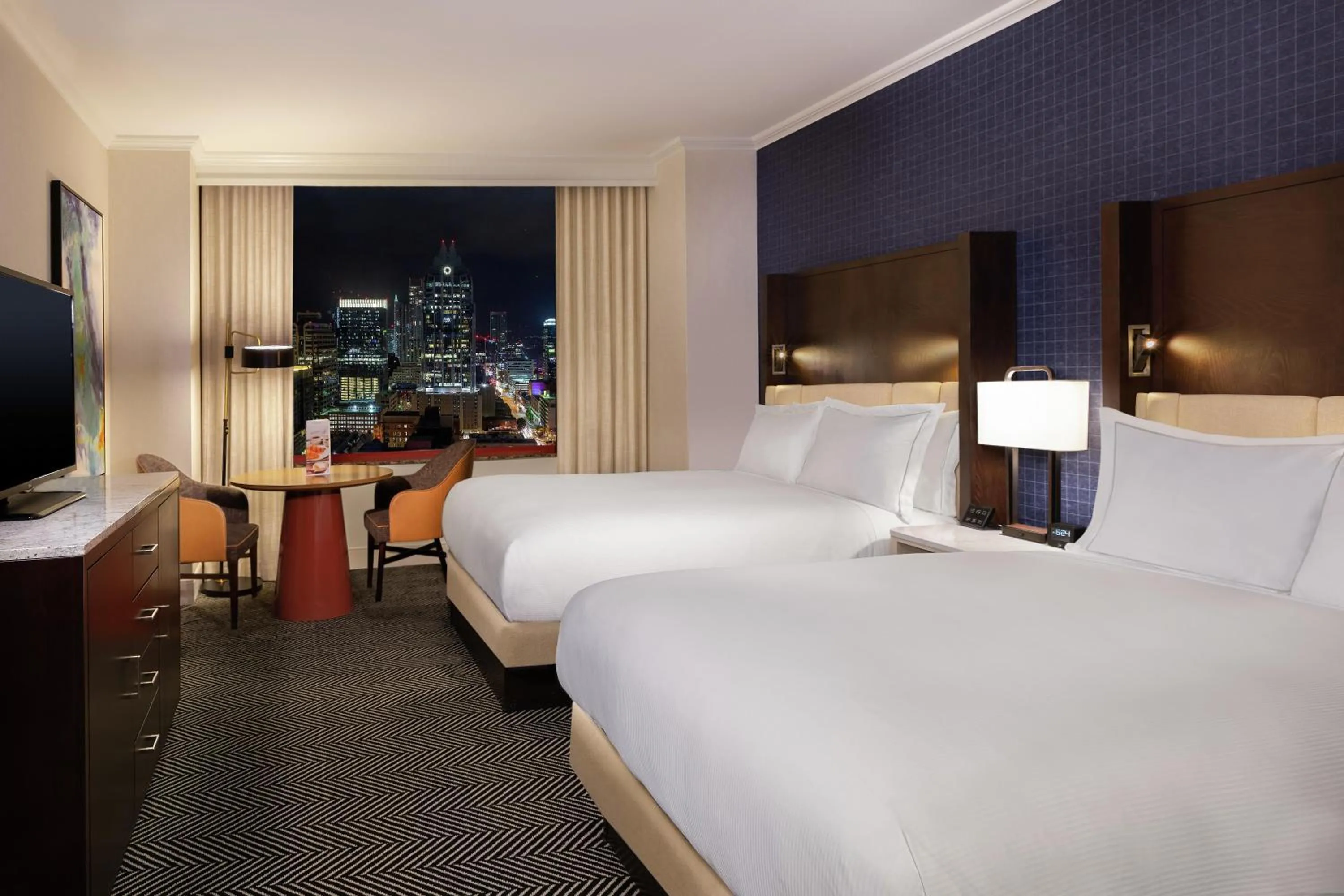 Bedroom, Bed in Hilton Austin
