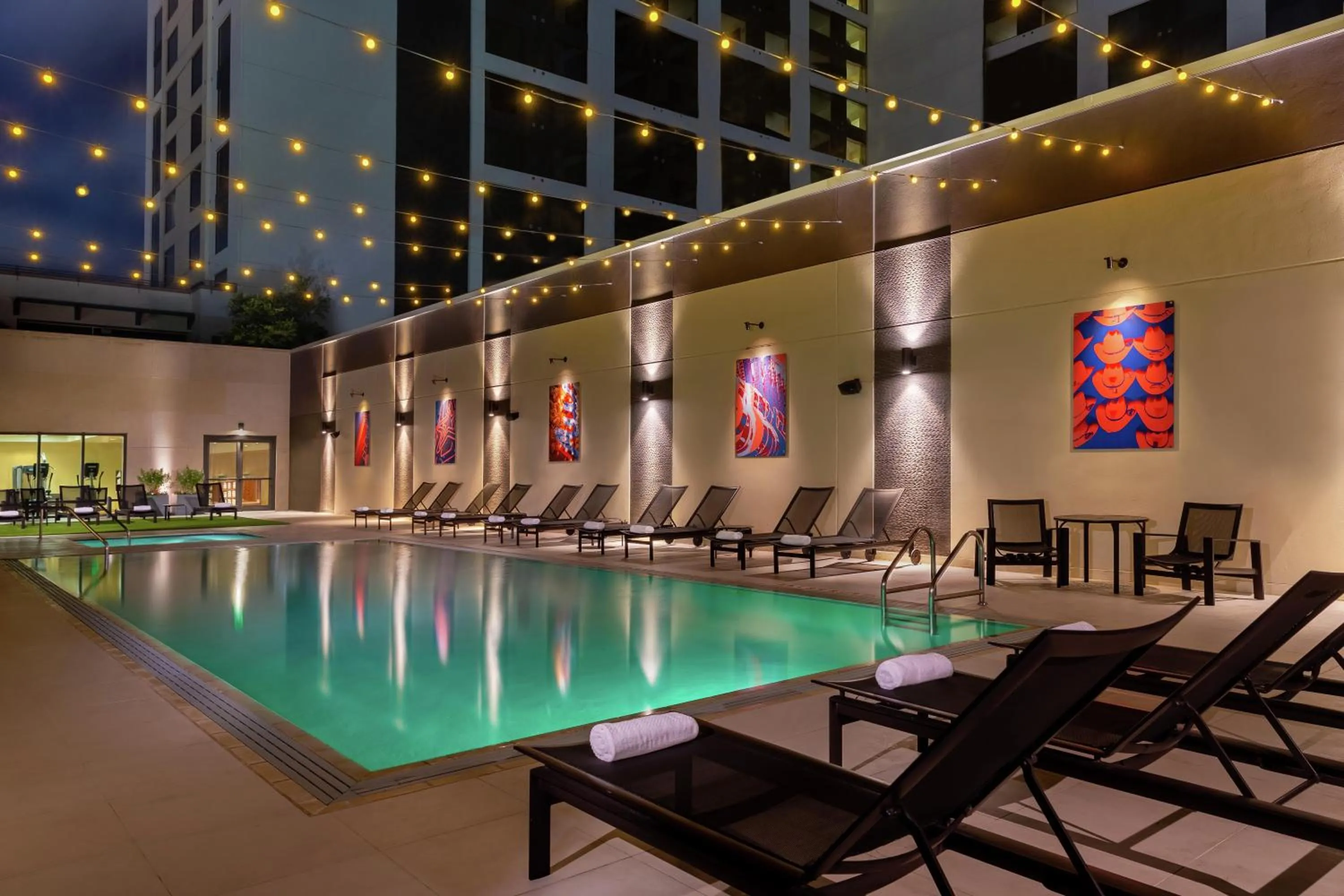 Pool view in Hilton Austin