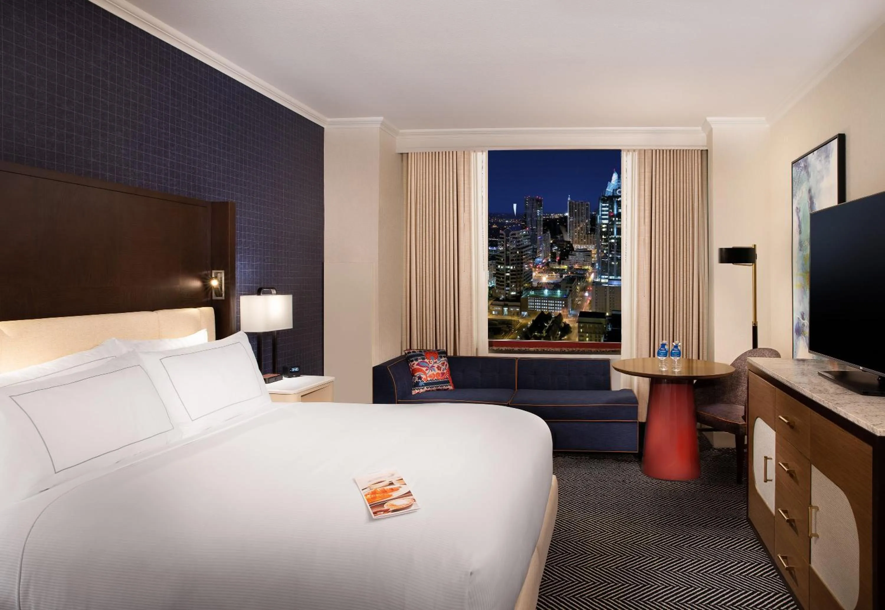 Bed in Hilton Austin