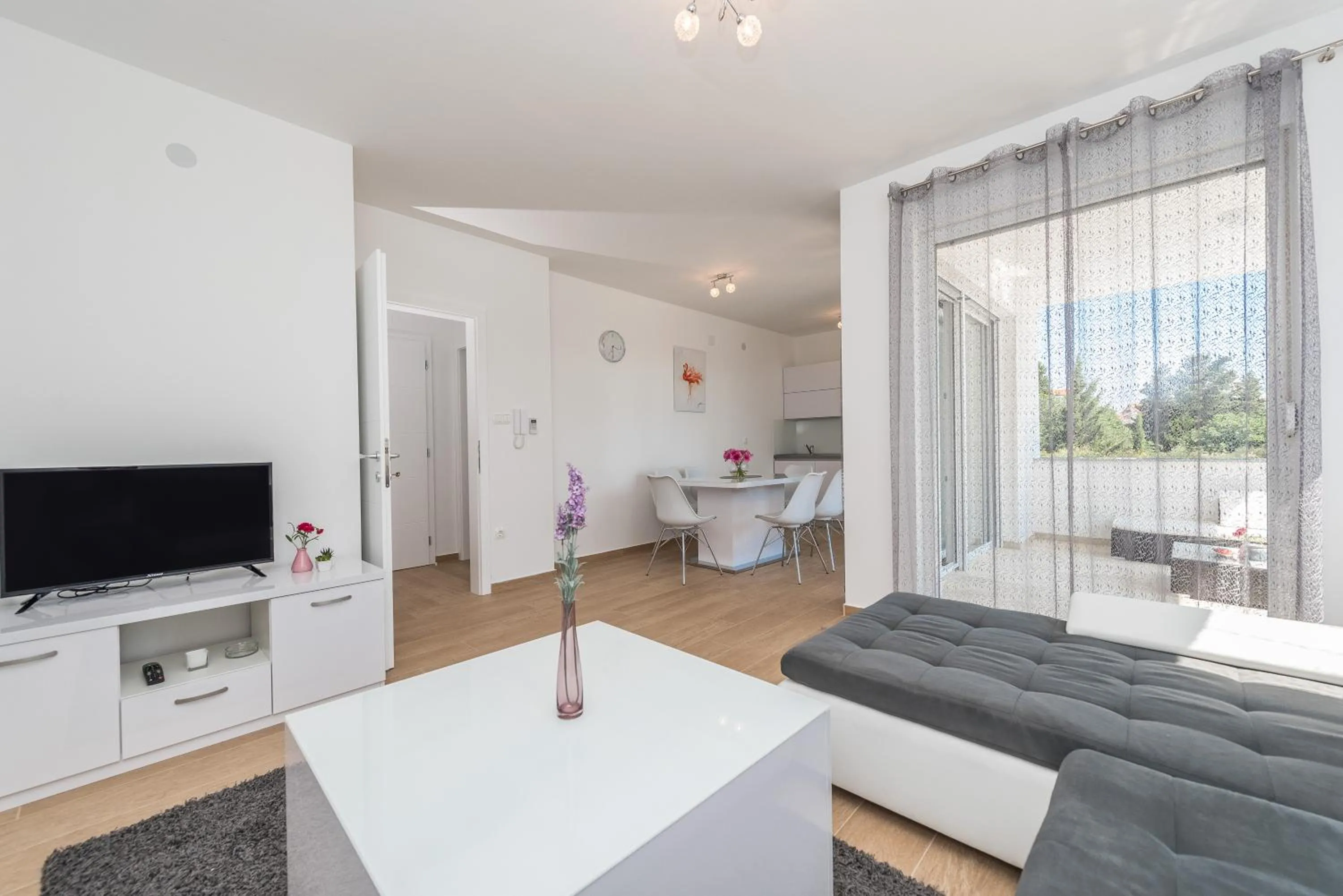 Villa Star 6 luxury apartment with a pool