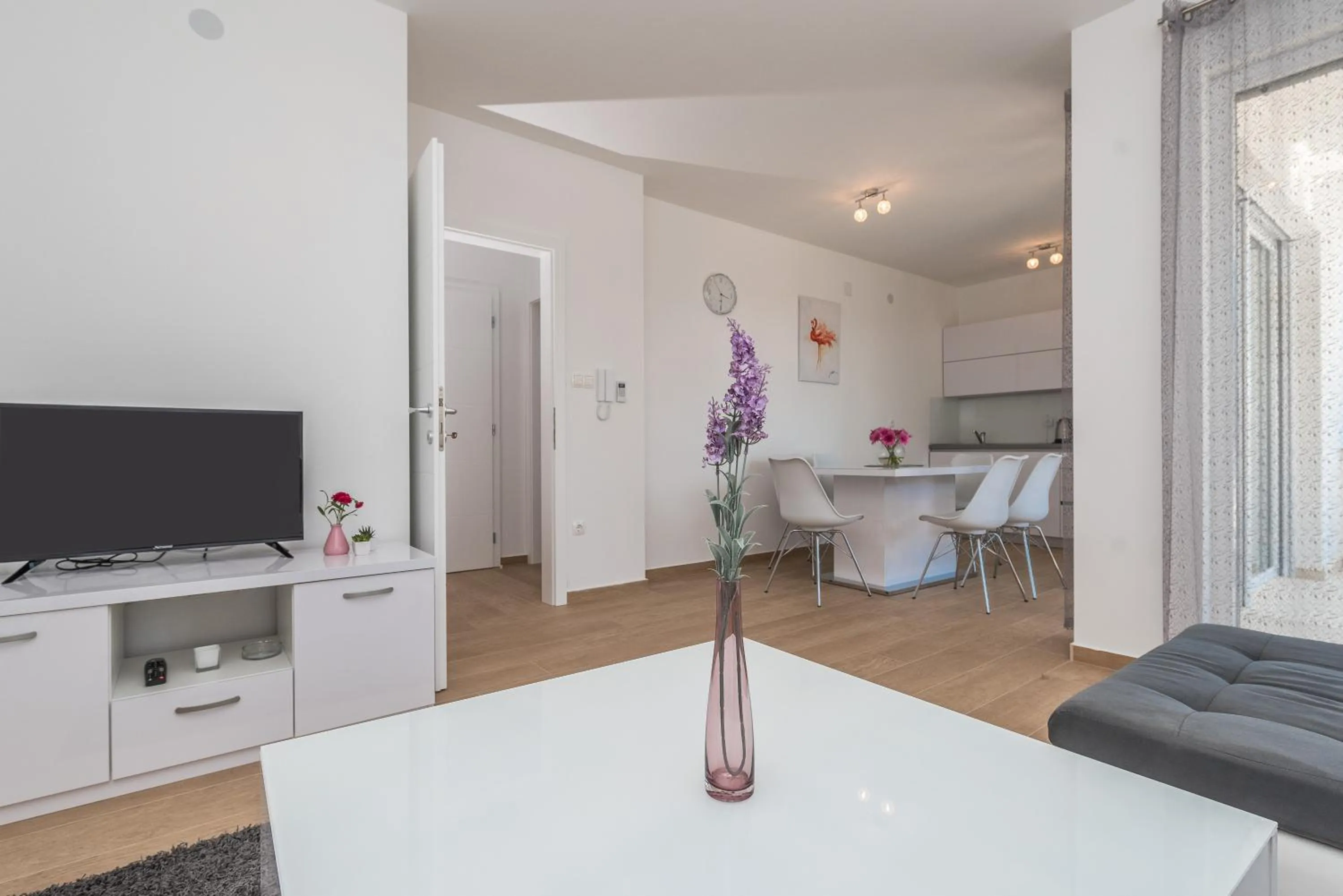 Villa Star 6 luxury apartment with a pool