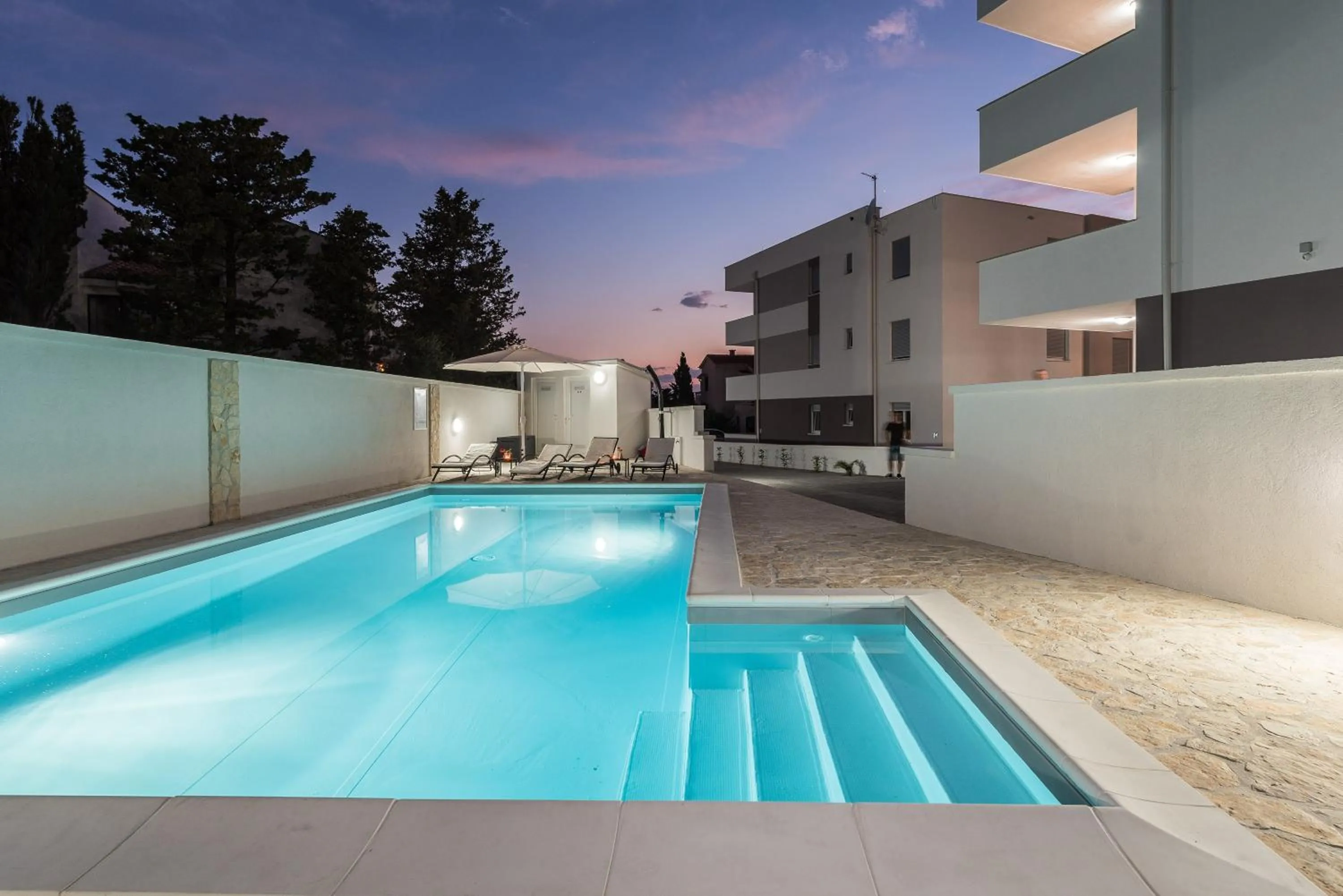 Villa Star 6 luxury apartment with a pool