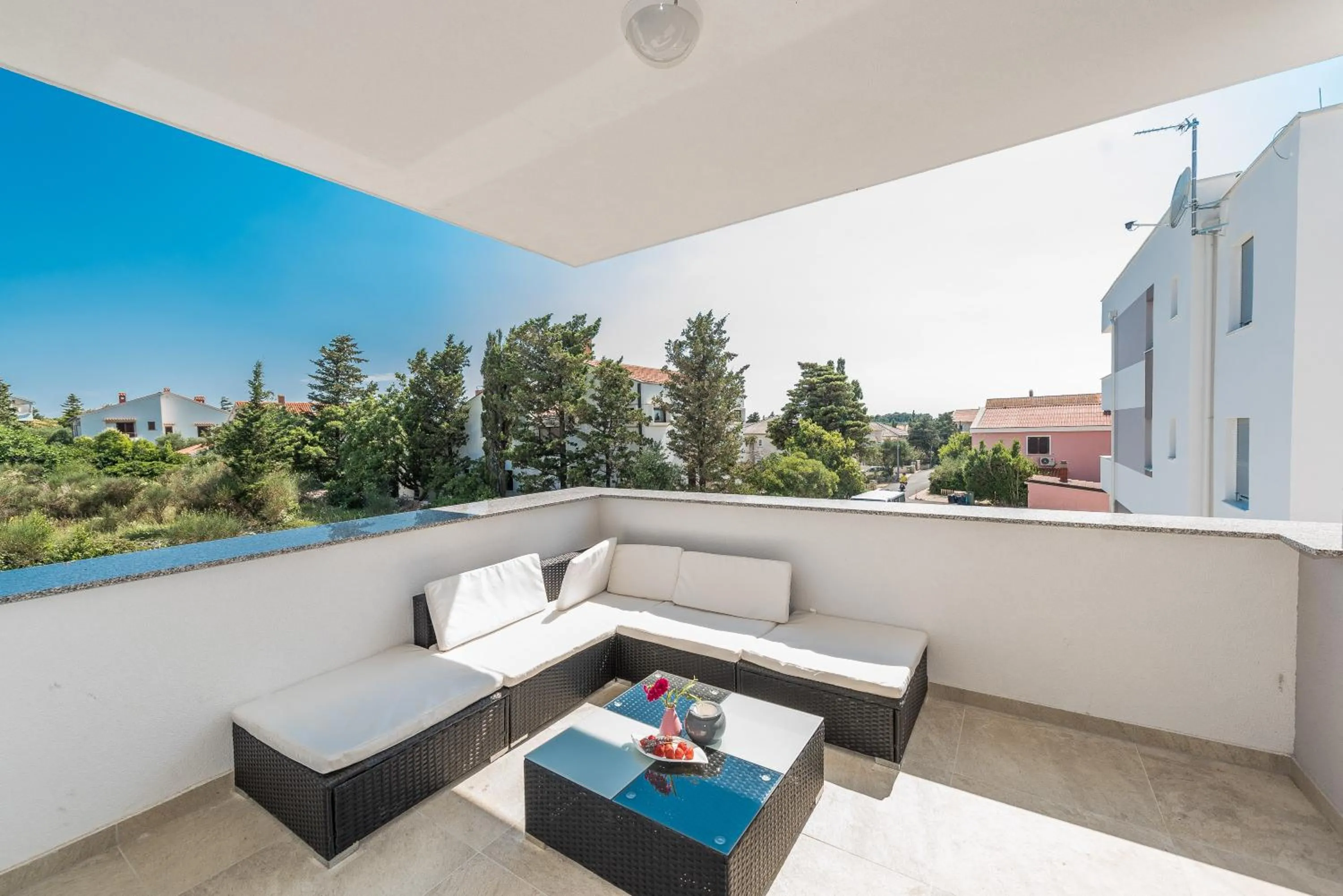 Villa Star 6 luxury apartment with a pool
