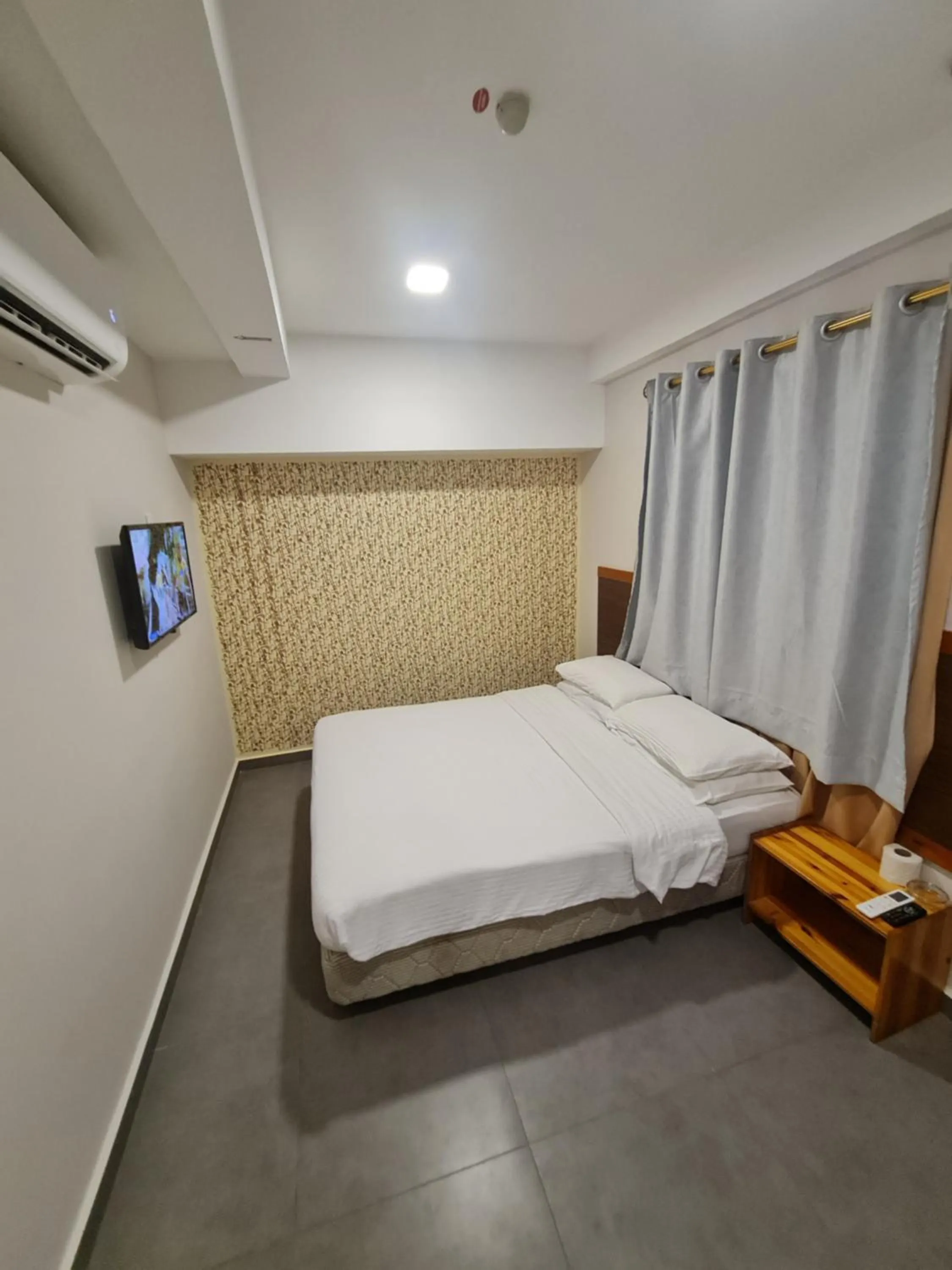 Bed in Hotel Bestari