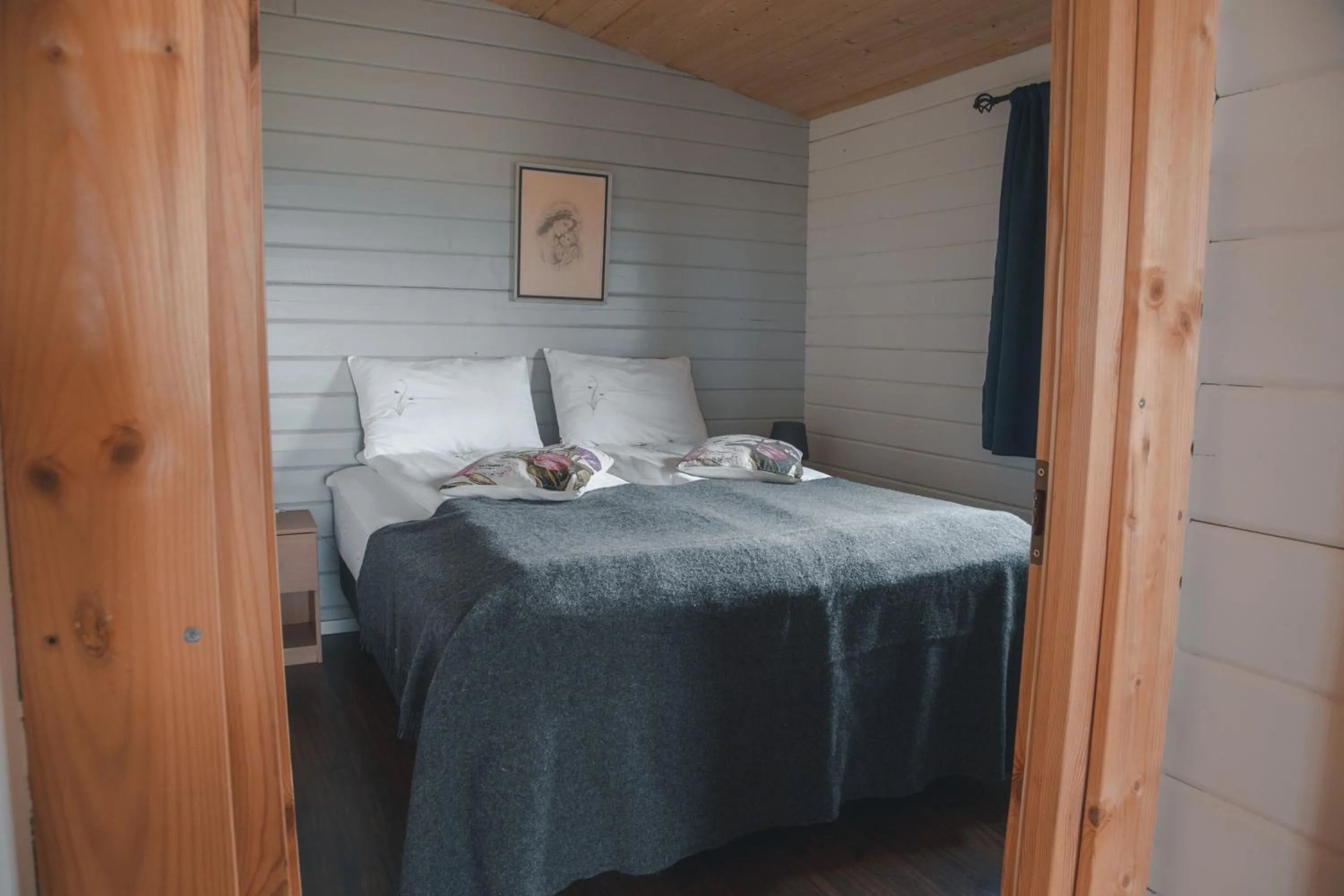 Bedroom, Bed in Guesthouse Skálafell