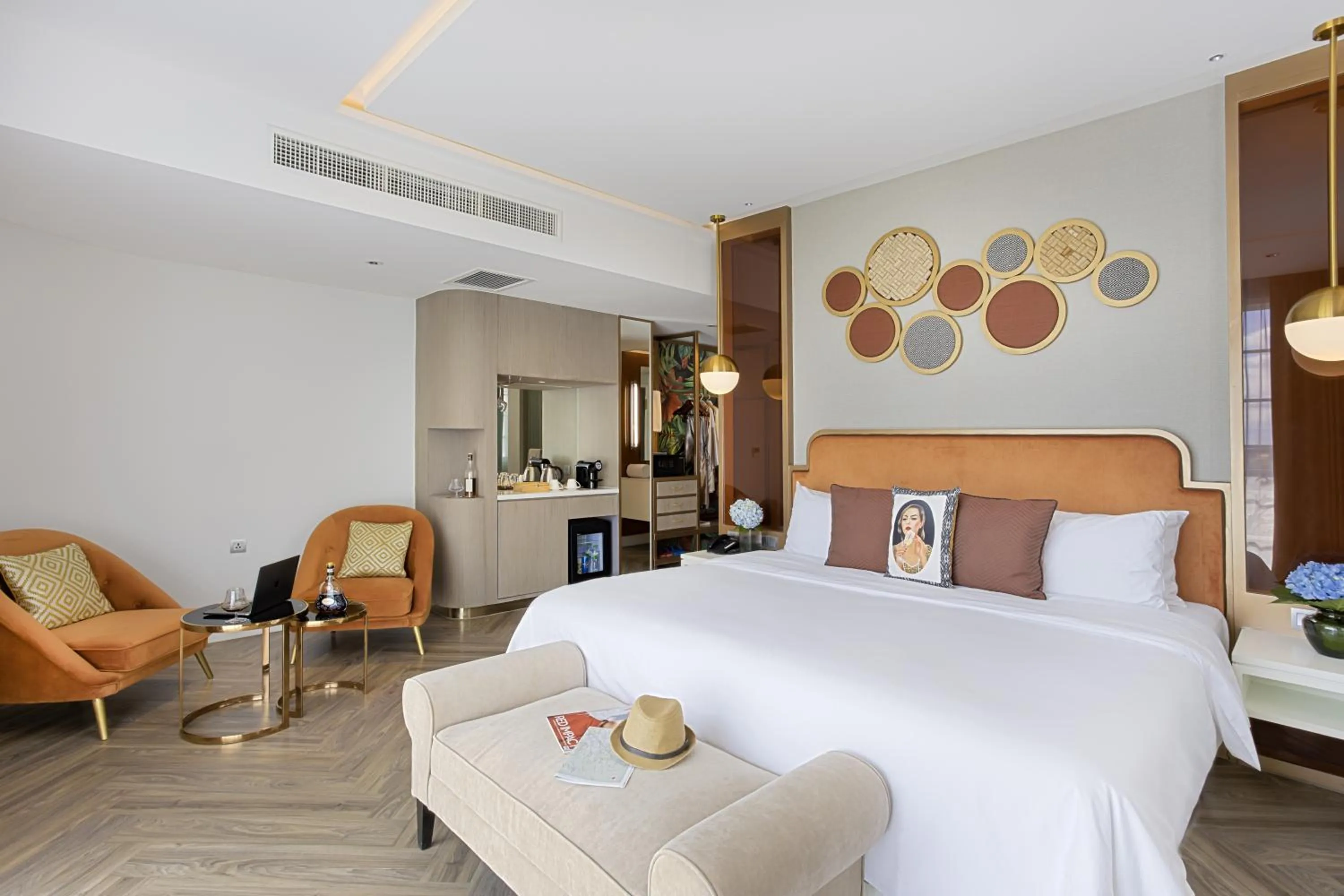 Bed in La Seine Boutique Hotel