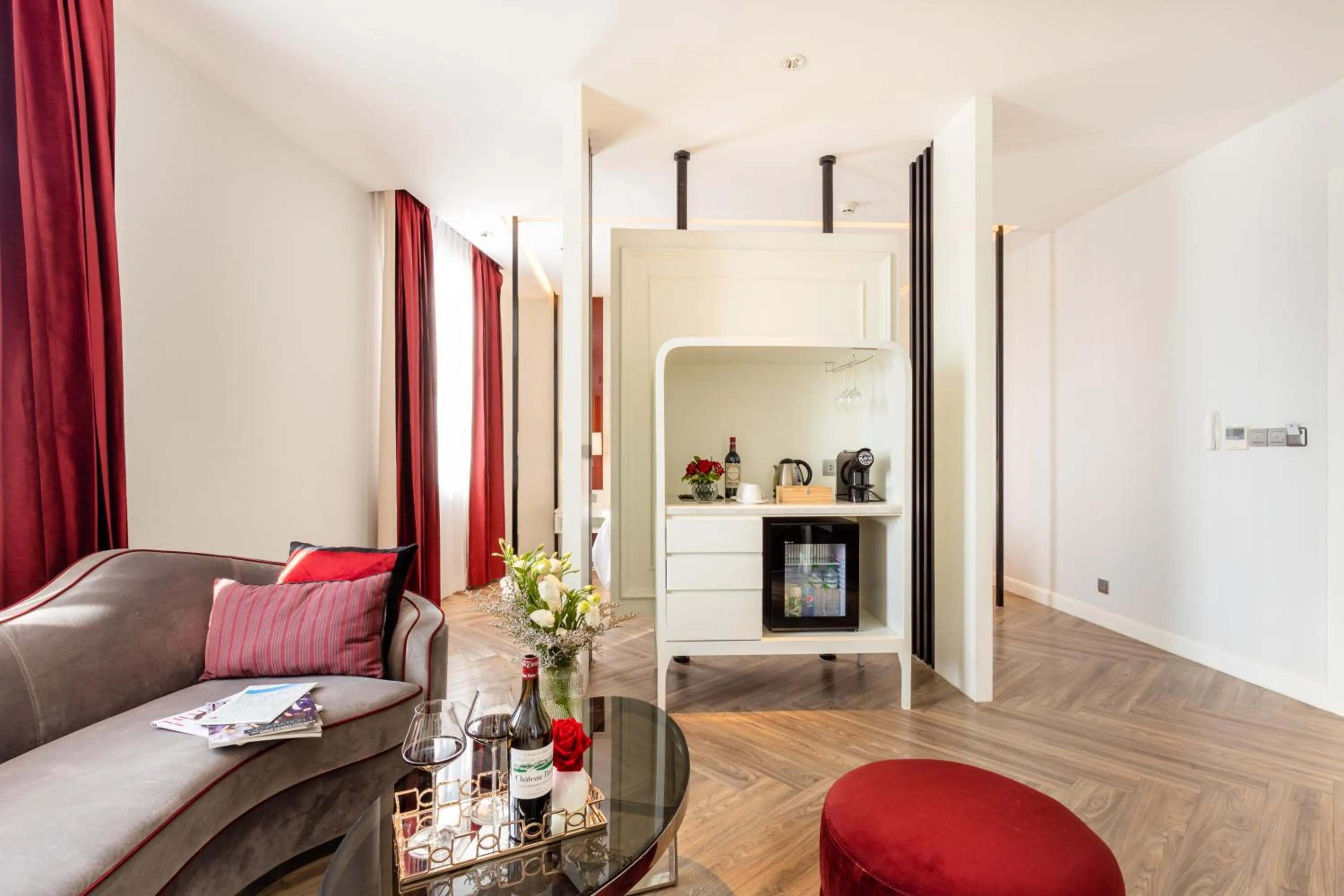 Bed in La Seine Boutique Hotel