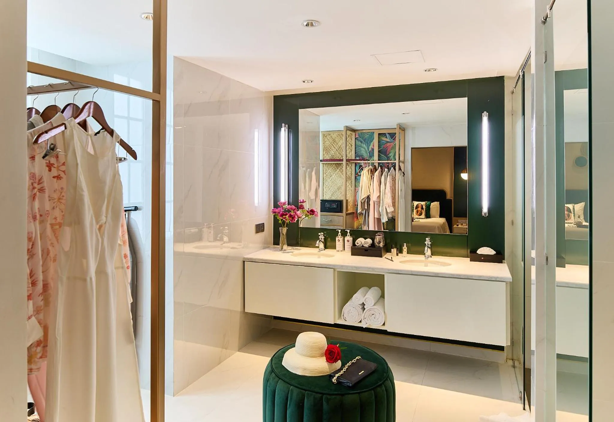 La Seine Boutique Hotel