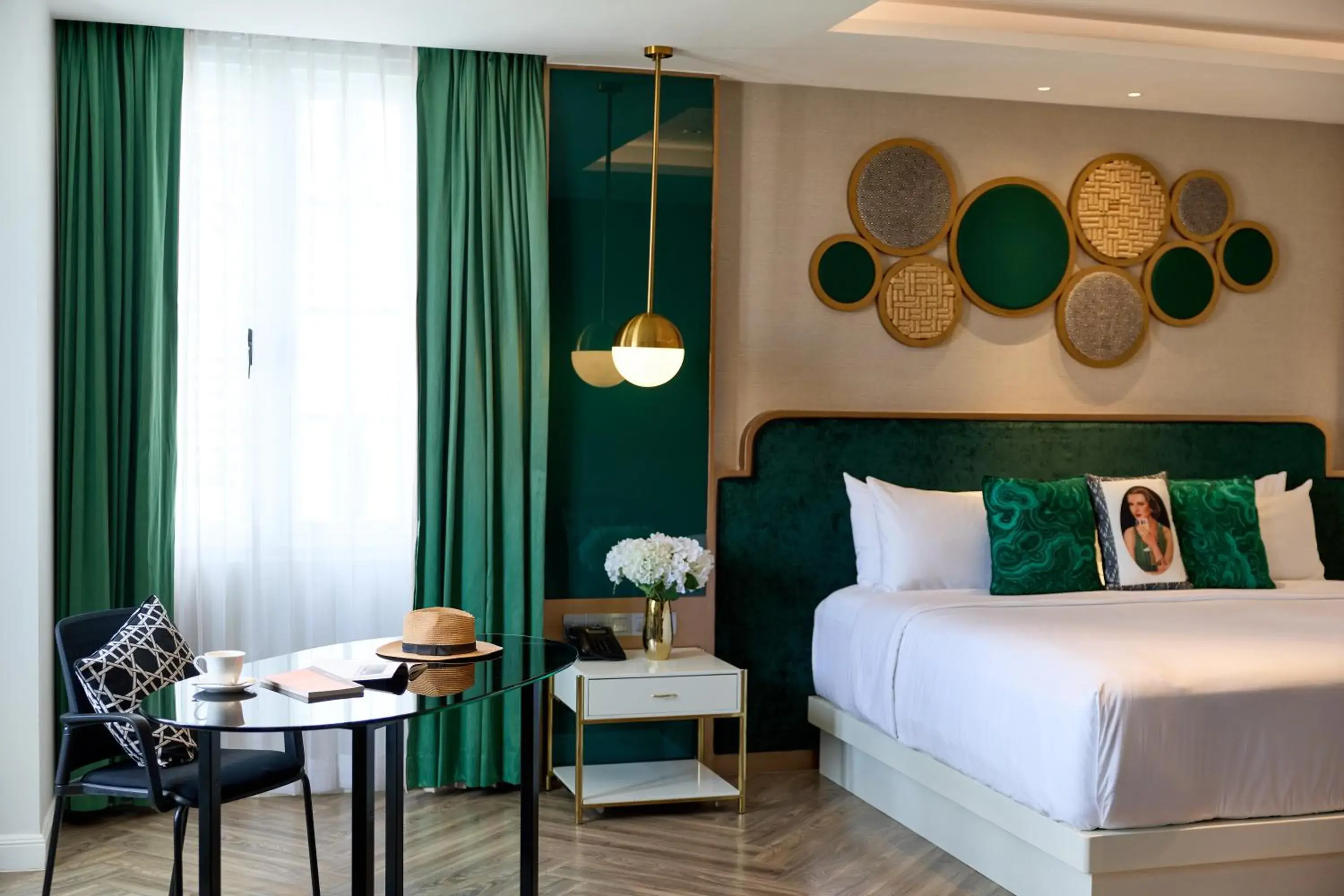 Guests, Bed in La Seine Boutique Hotel Guests, Bed in La Seine Boutique Hotel