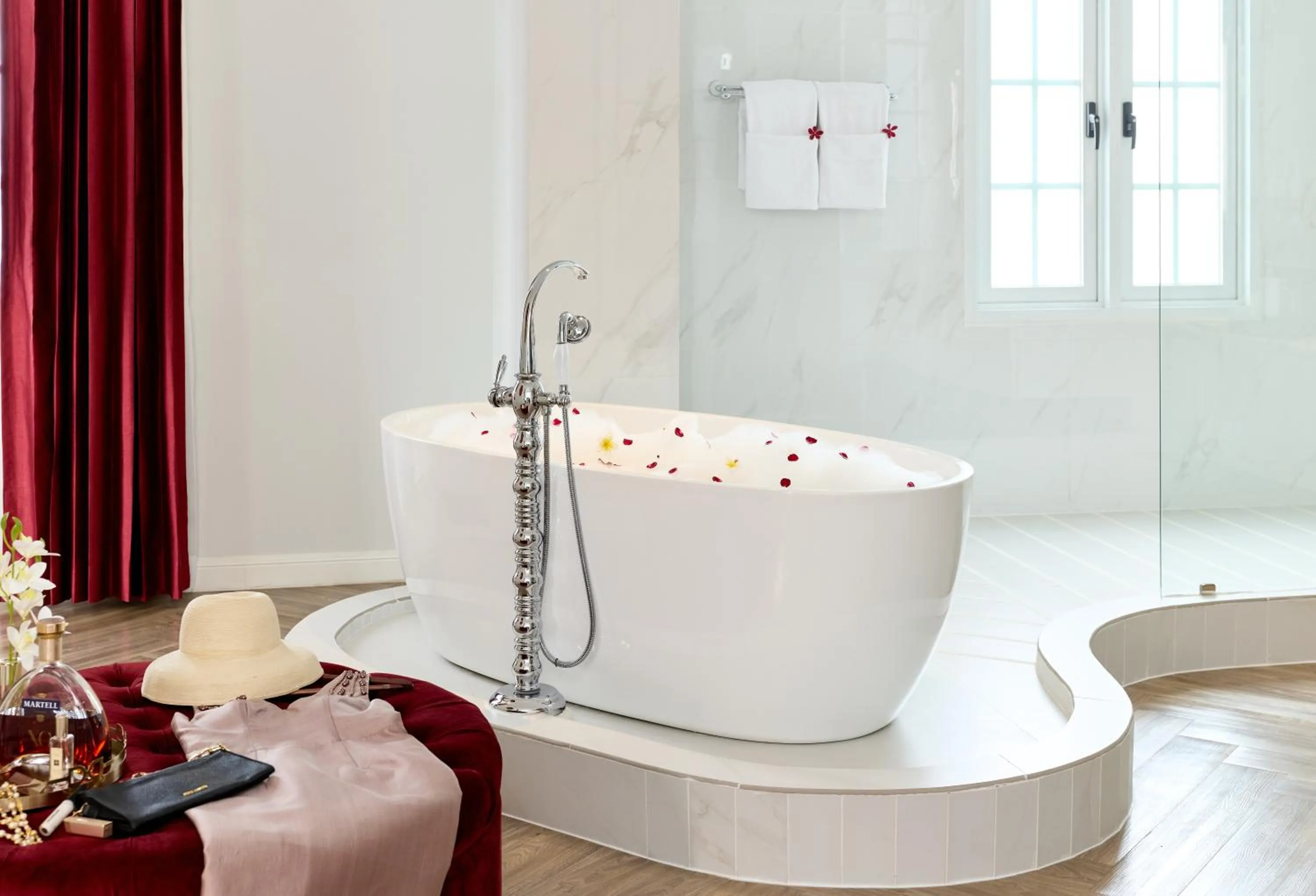 La Seine Boutique Hotel