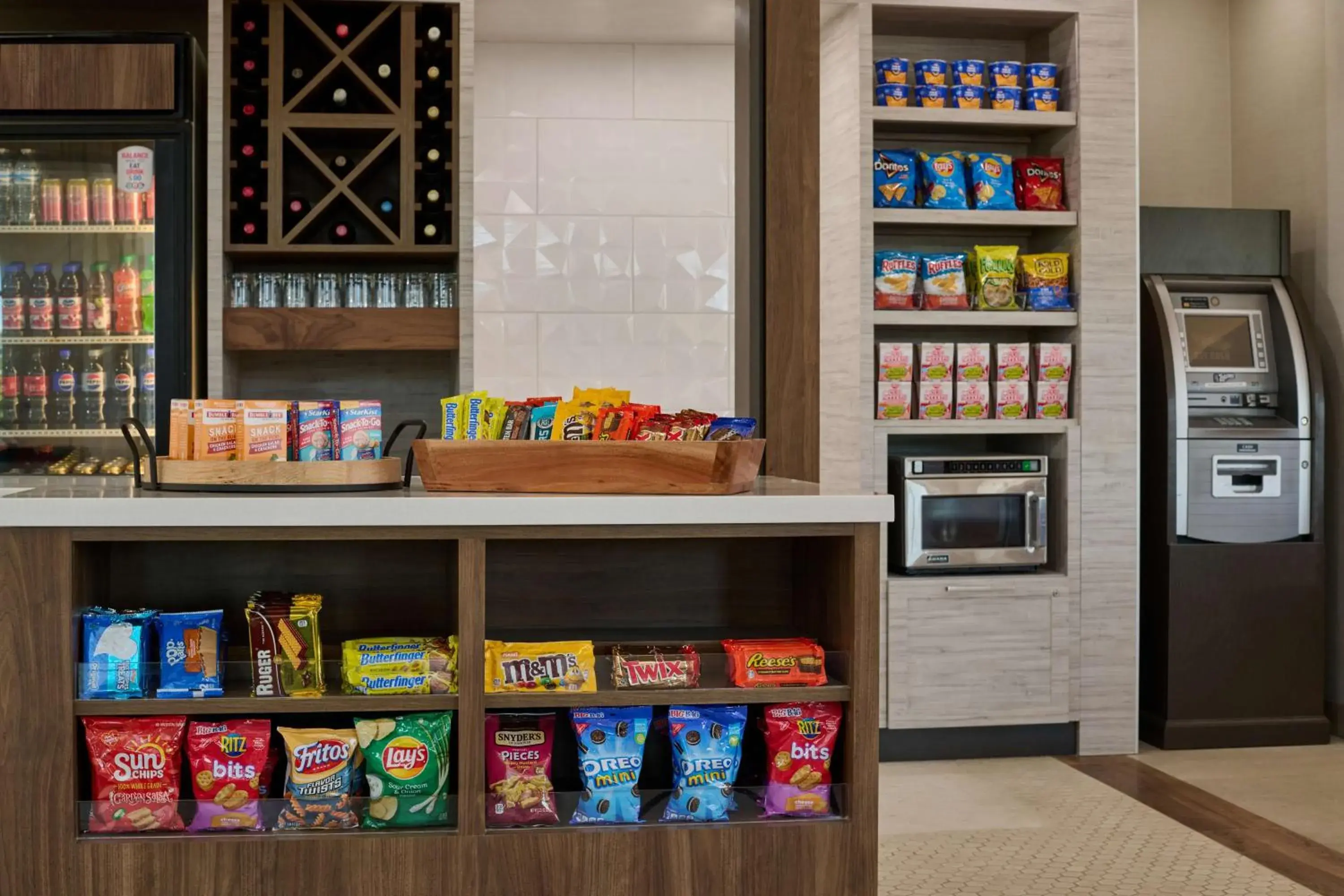 Restaurant/places to eat in Hilton Garden Inn Anchorage Restaurant/places to eat in Hilton Garden Inn Anchorage