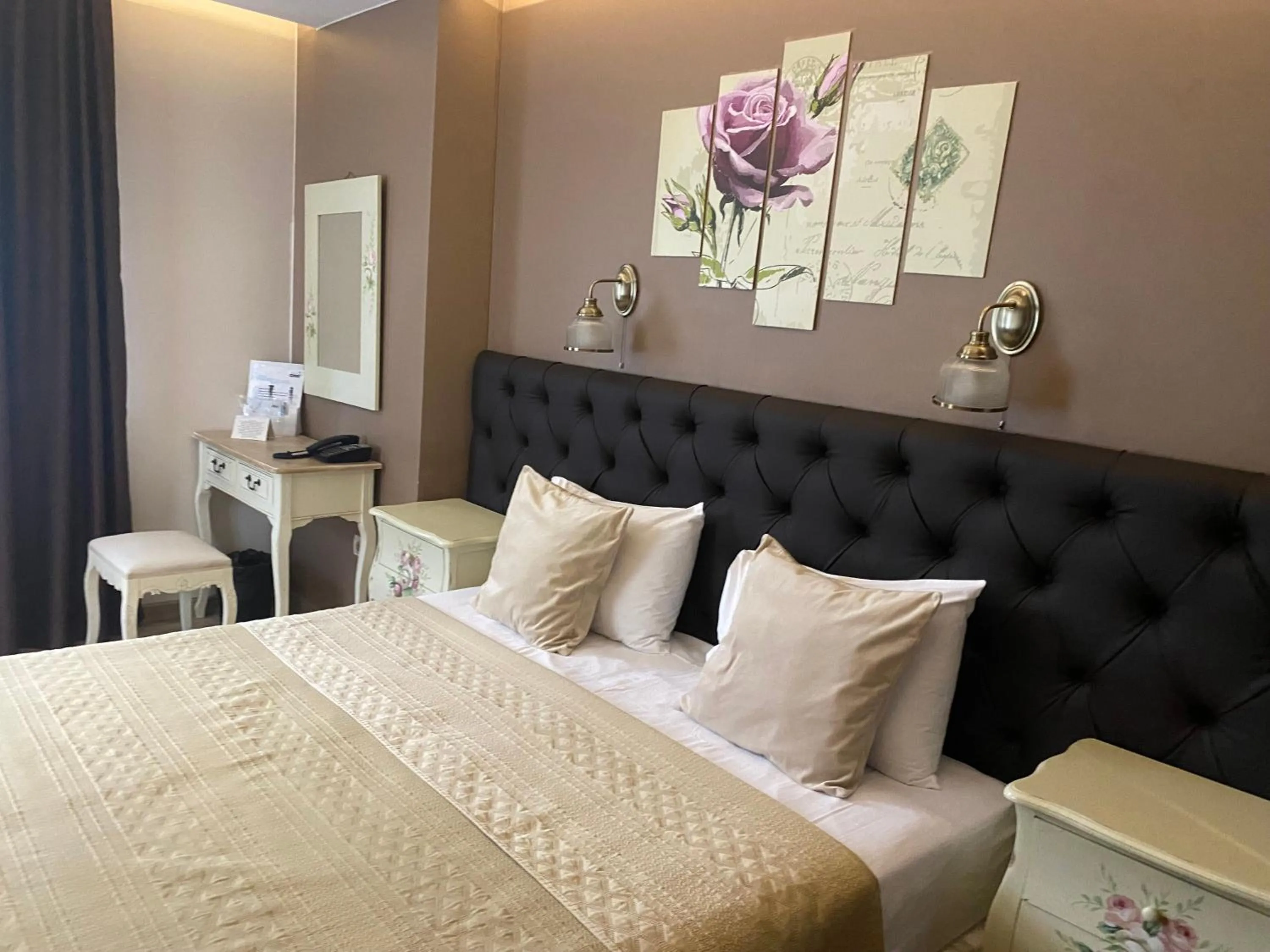 Property building in Park Hotel Fairy