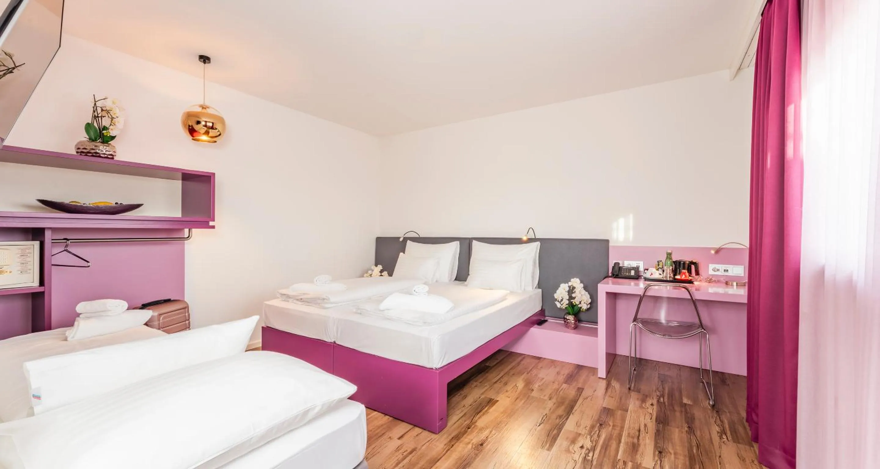 Photo of the whole room, Bed in PLAZA INN Graz