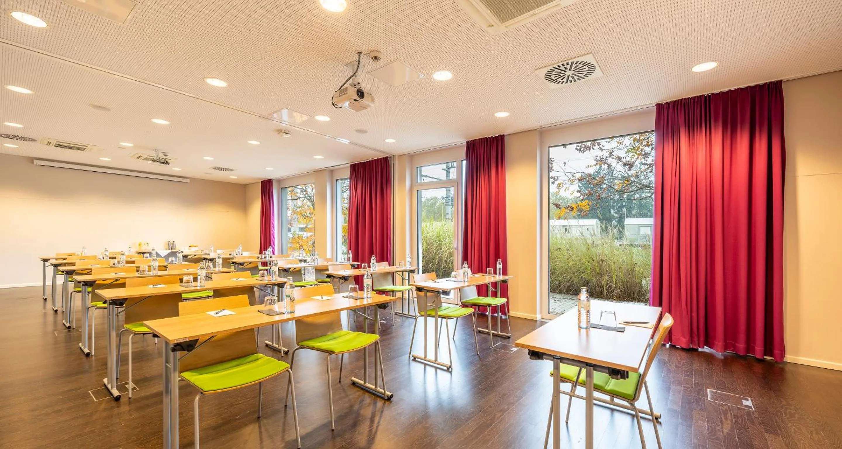 Meeting/conference room in PLAZA INN Graz