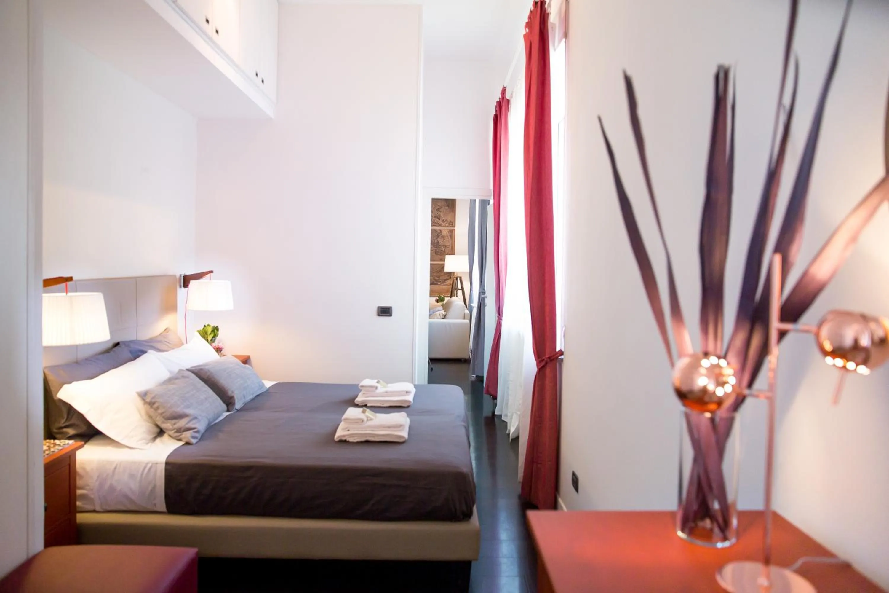 Bedroom, Bed in Rent in Rome - IV Novembre