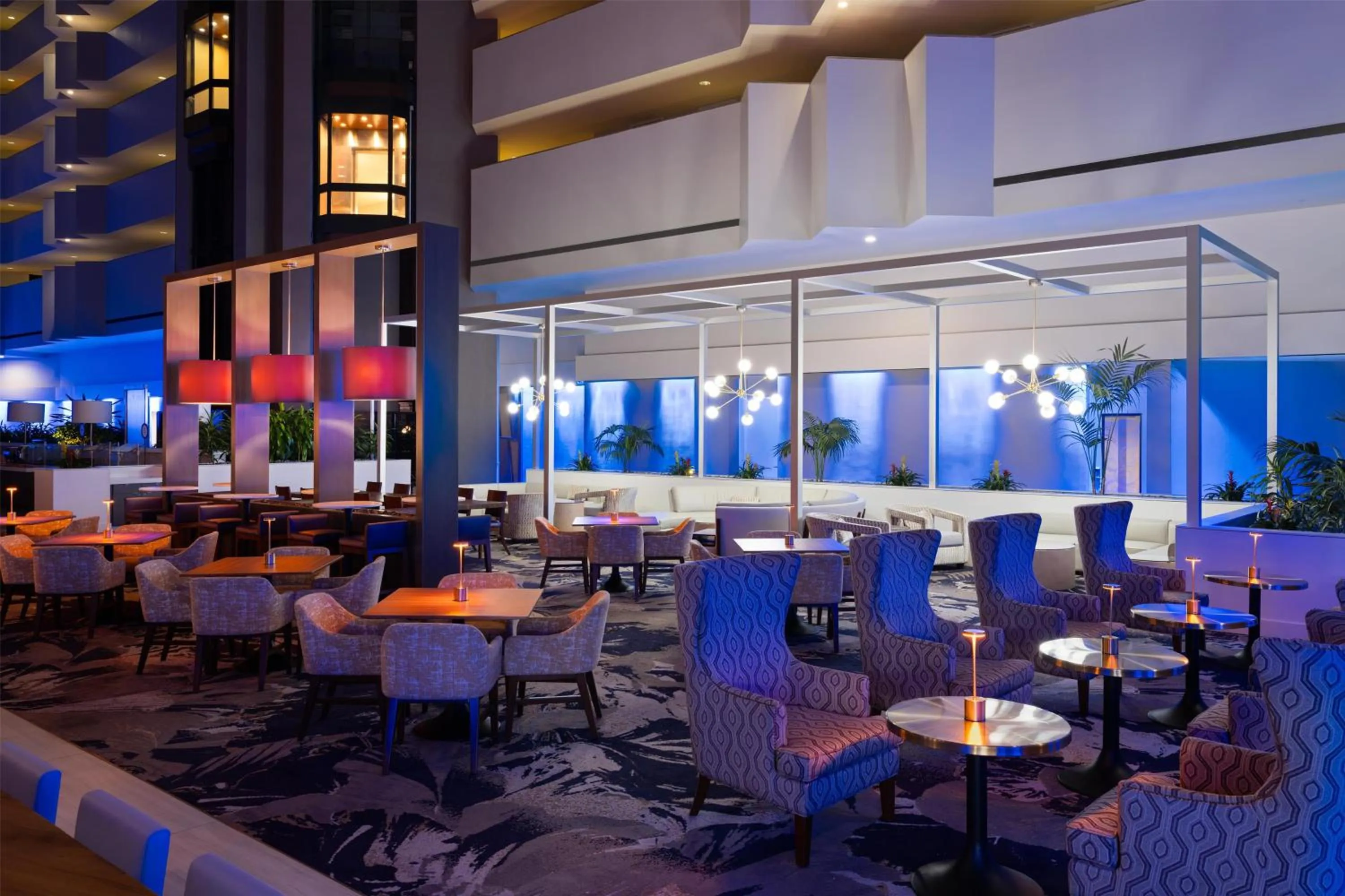 Restaurant/places to eat in Embassy Suites Boca Raton