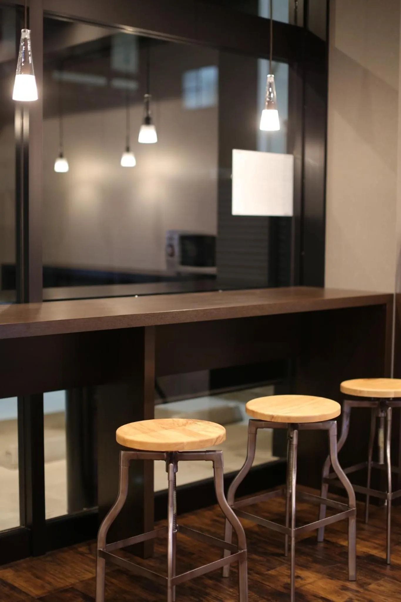 Communal lounge/ TV room in EIWA PLACE HOTEL Hakata