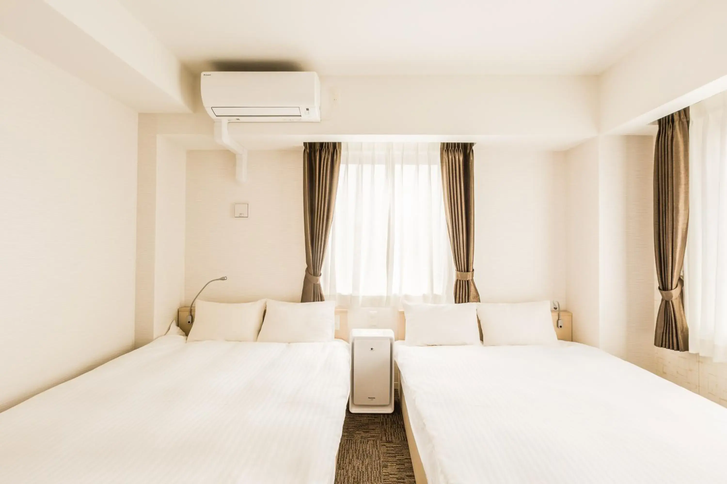 Photo of the whole room, Bed in EIWA PLACE HOTEL HAKATA - Former Hotel Ninestates Hakata Photo of the whole room, Bed in EIWA PLACE HOTEL HAKATA - Former Hotel Ninestates Hakata