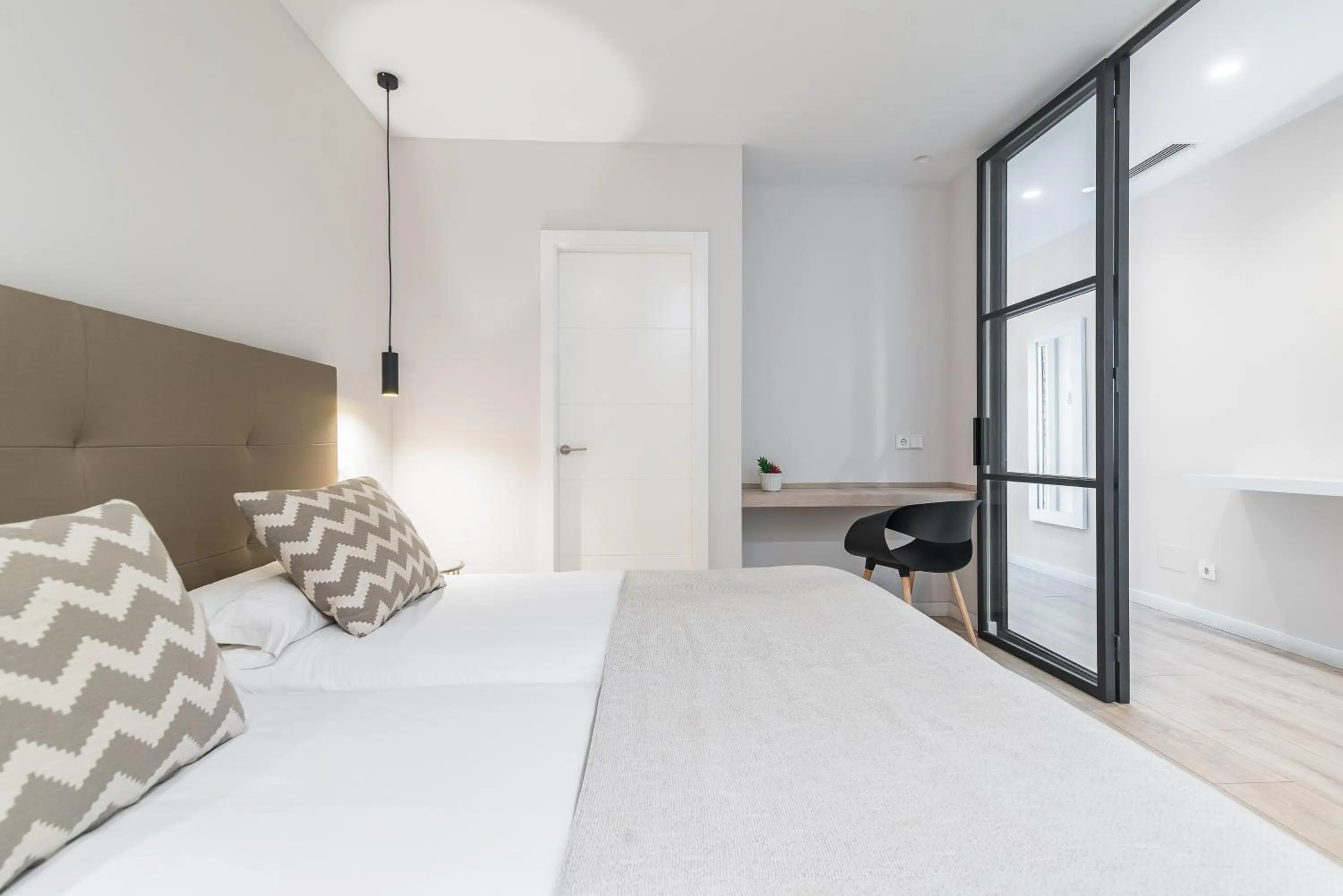 Bed in Smartr Las Palmas