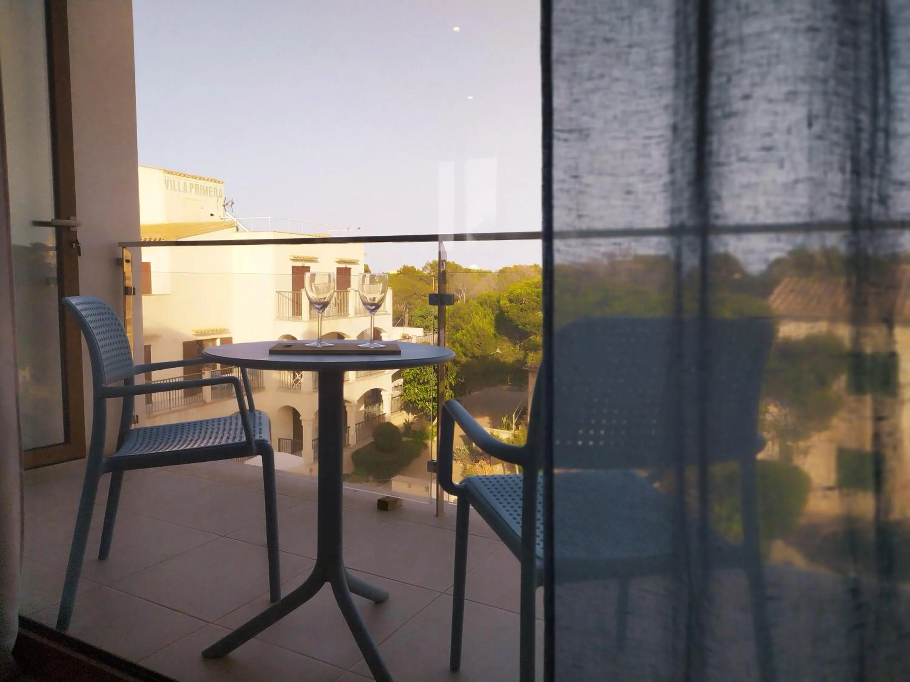 Property building in Apartamentos Villa Primera