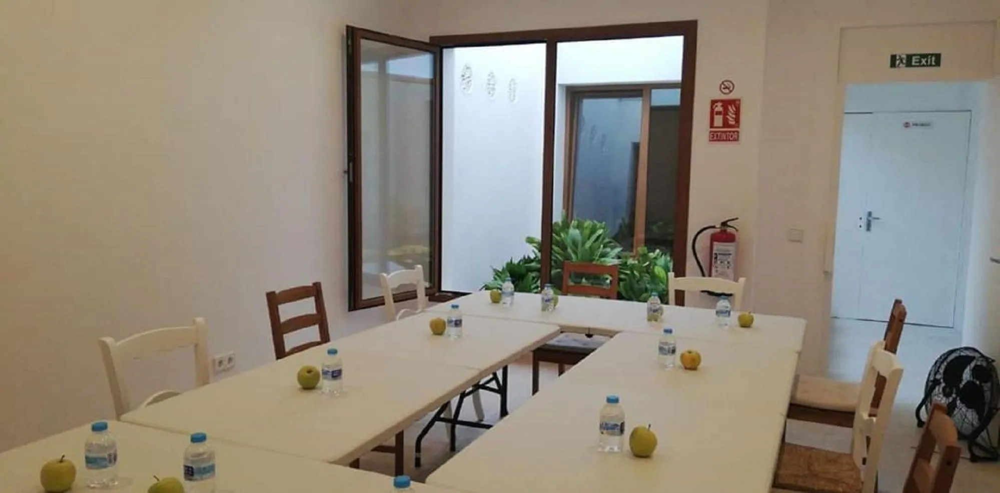 Business facilities in Apartamentos Villa Primera