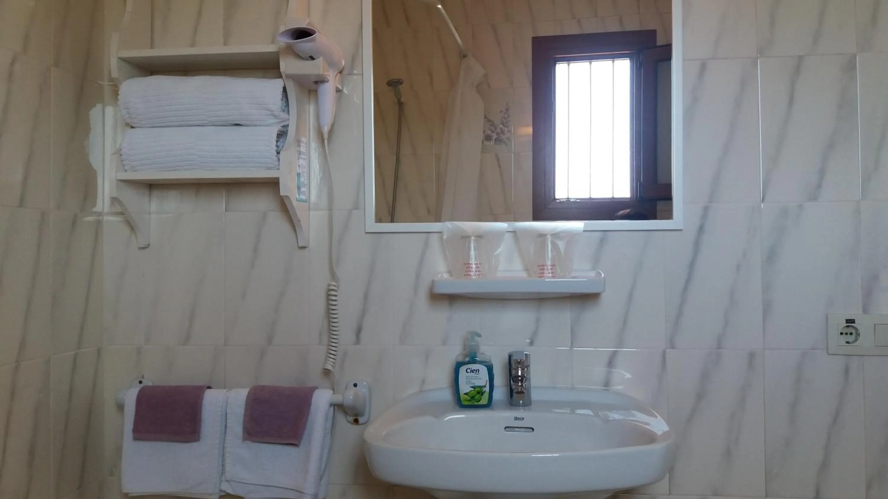 Bathroom in Apartamentos Villa Primera