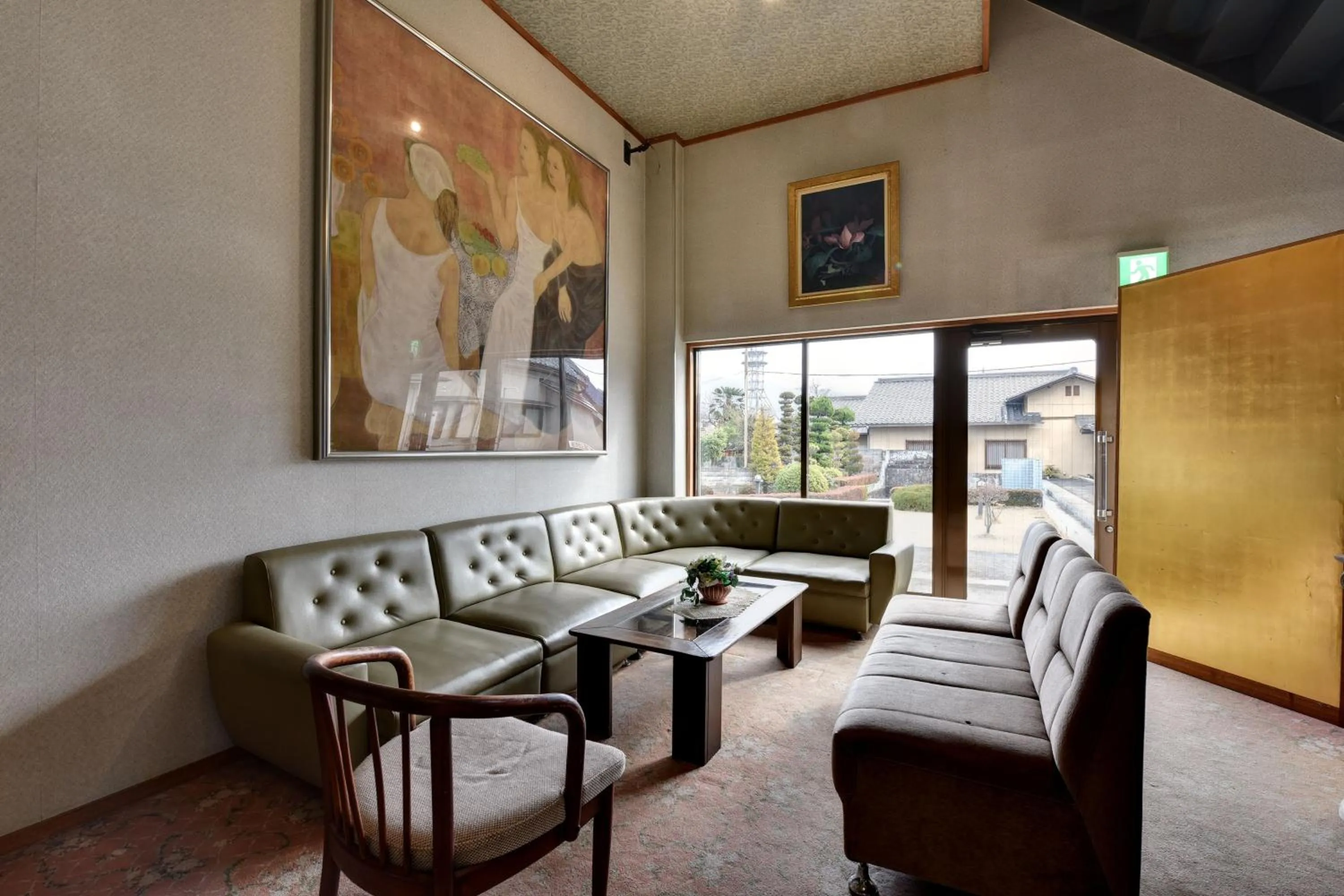 Lobby or reception in Rakusuien