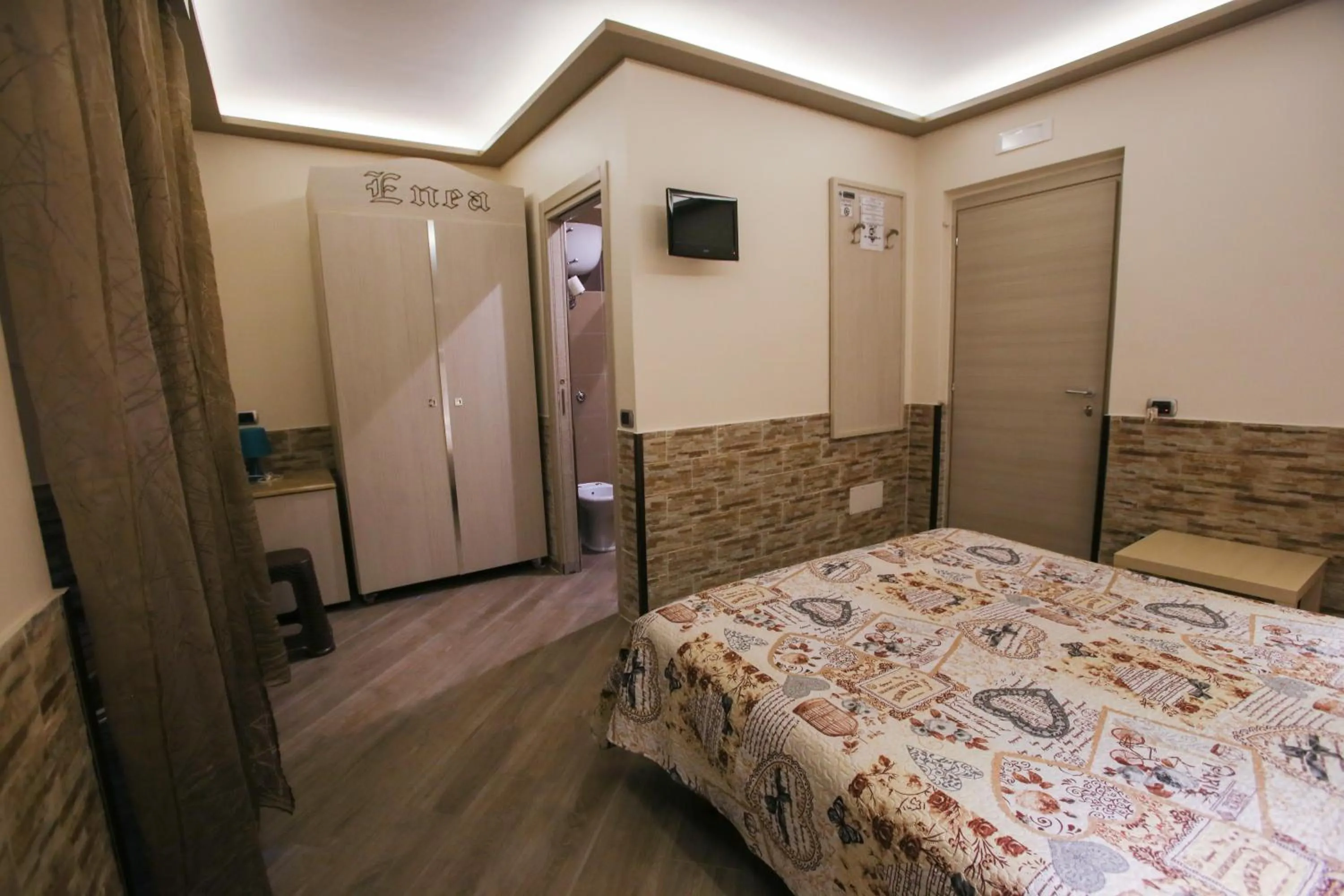 Bed in Pensione Enea