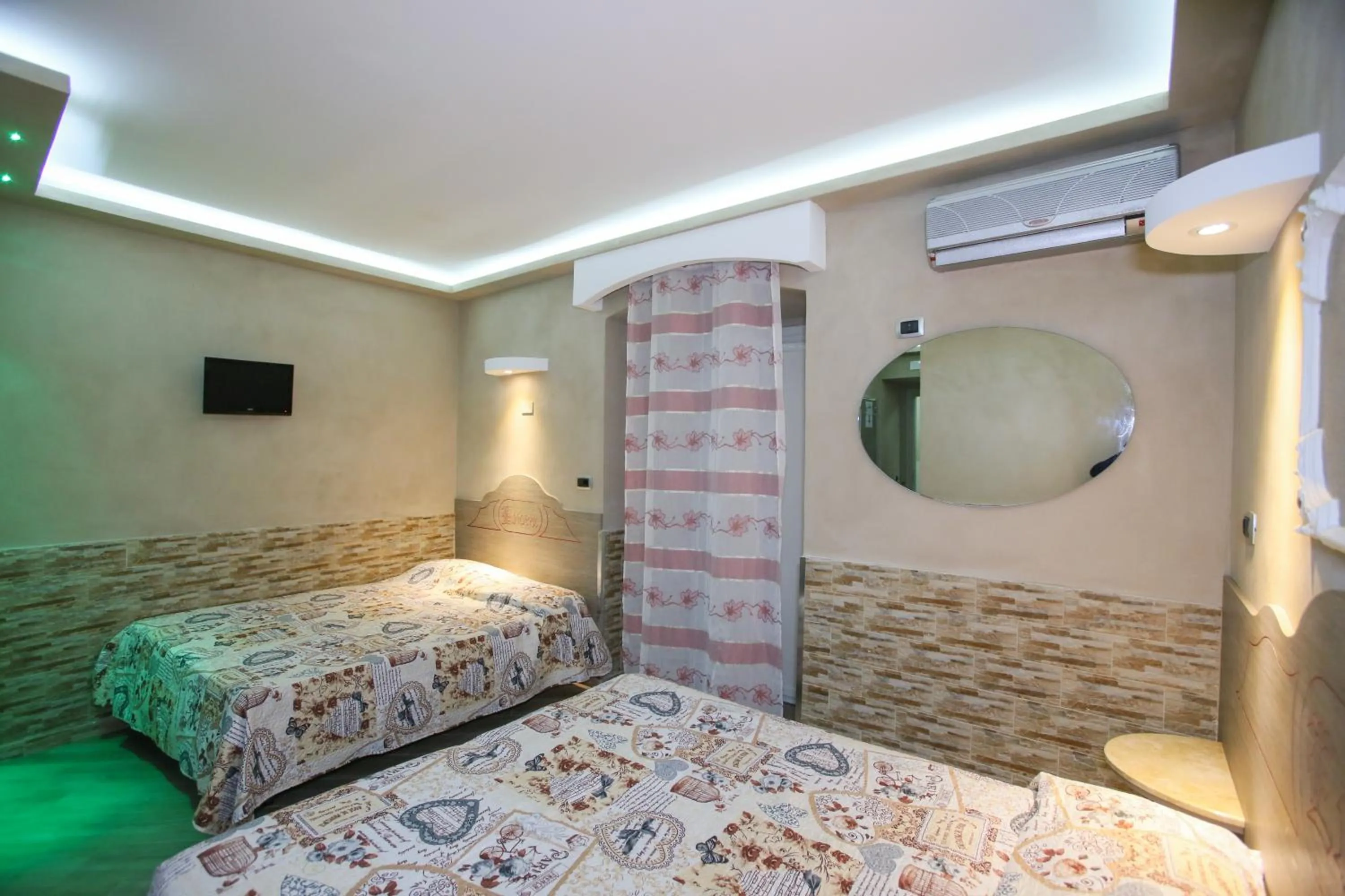 Bed in Pensione Enea