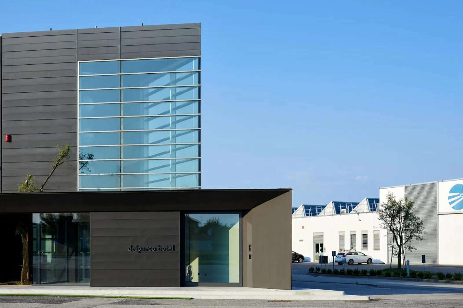 Facade/entrance in Delparco Hotel