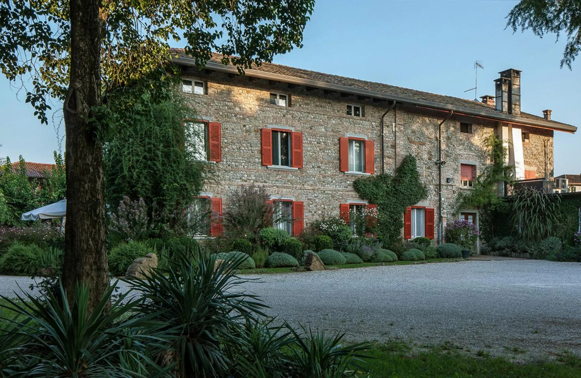 Restaurant/places to eat in Delparco Hotel