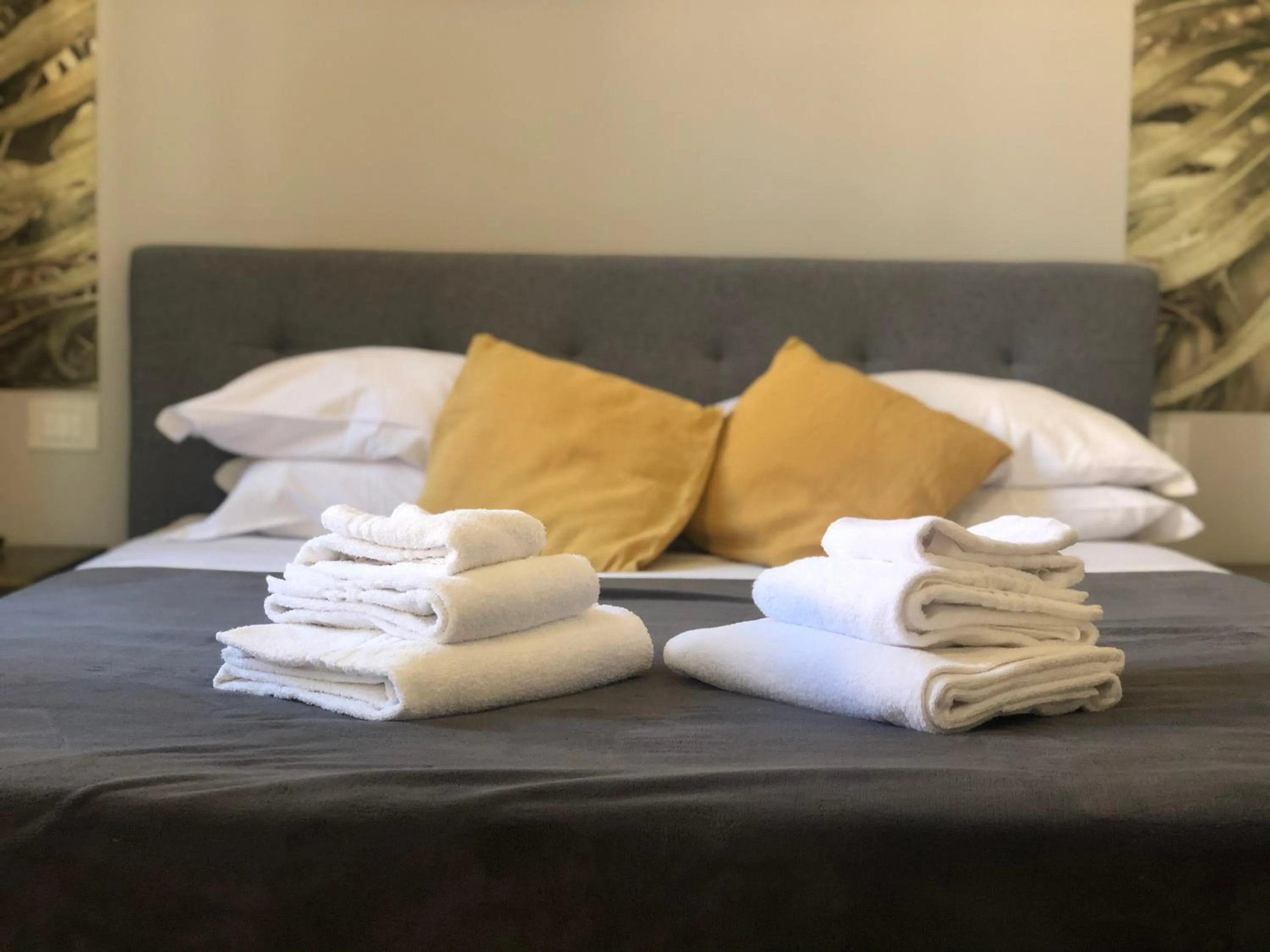 Bed in Belsiana Luxury Apartment