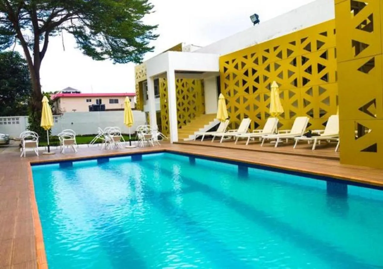 Swimming pool in The Cabin Hotel