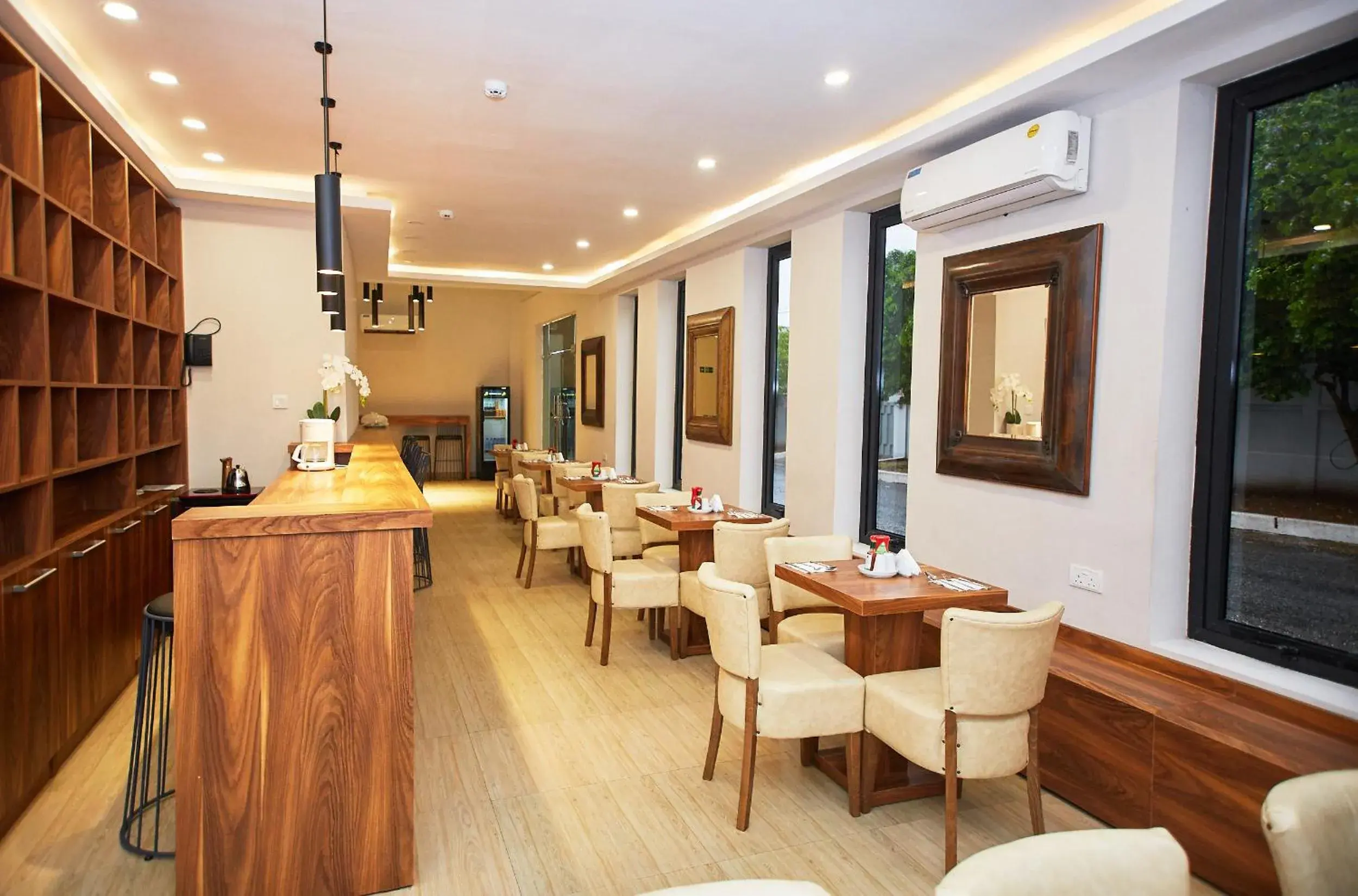 Street view in The Cabin Hotel Street view in The Cabin Hotel