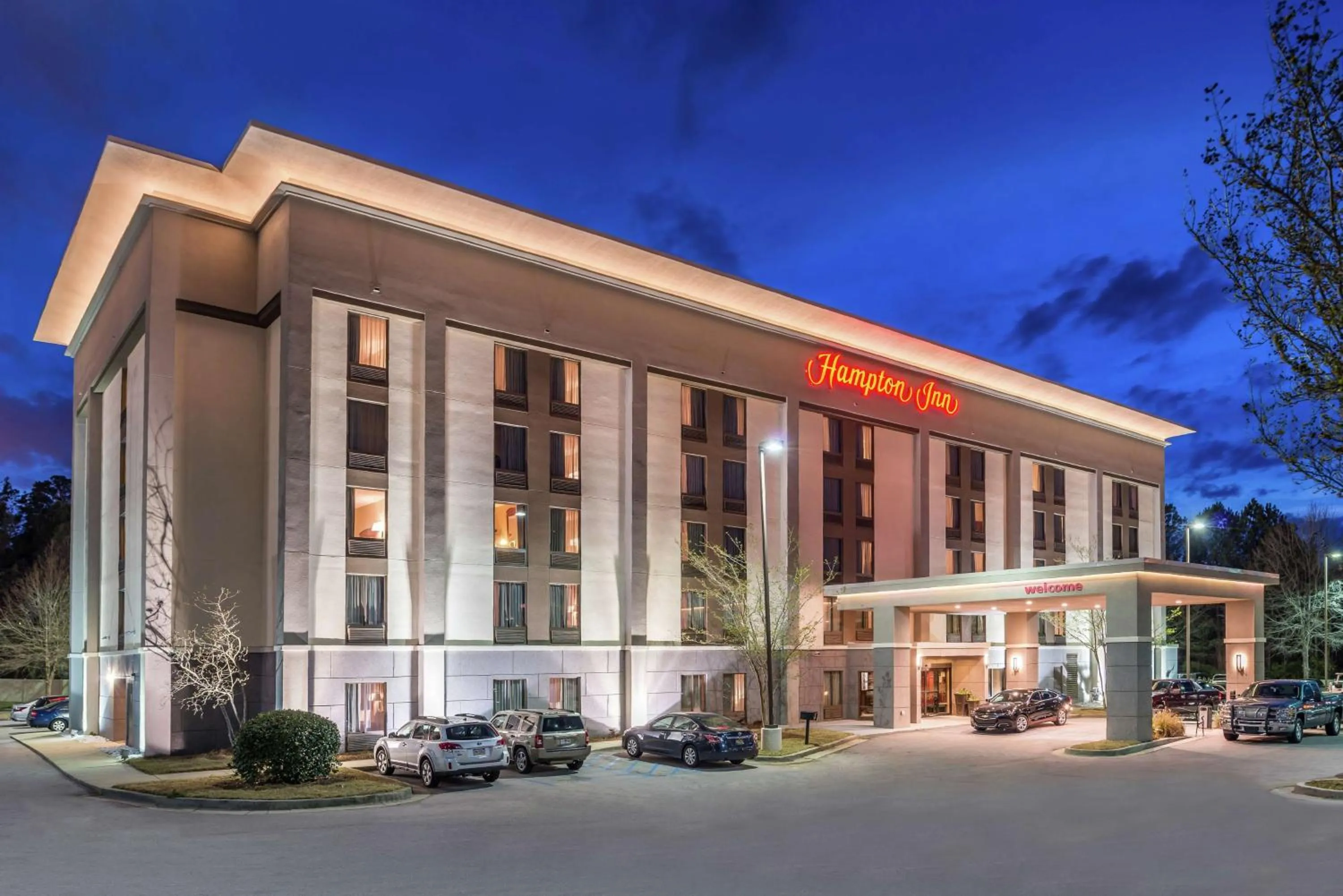Property building in Hampton Inn Columbia Northeast-Fort Jackson Area