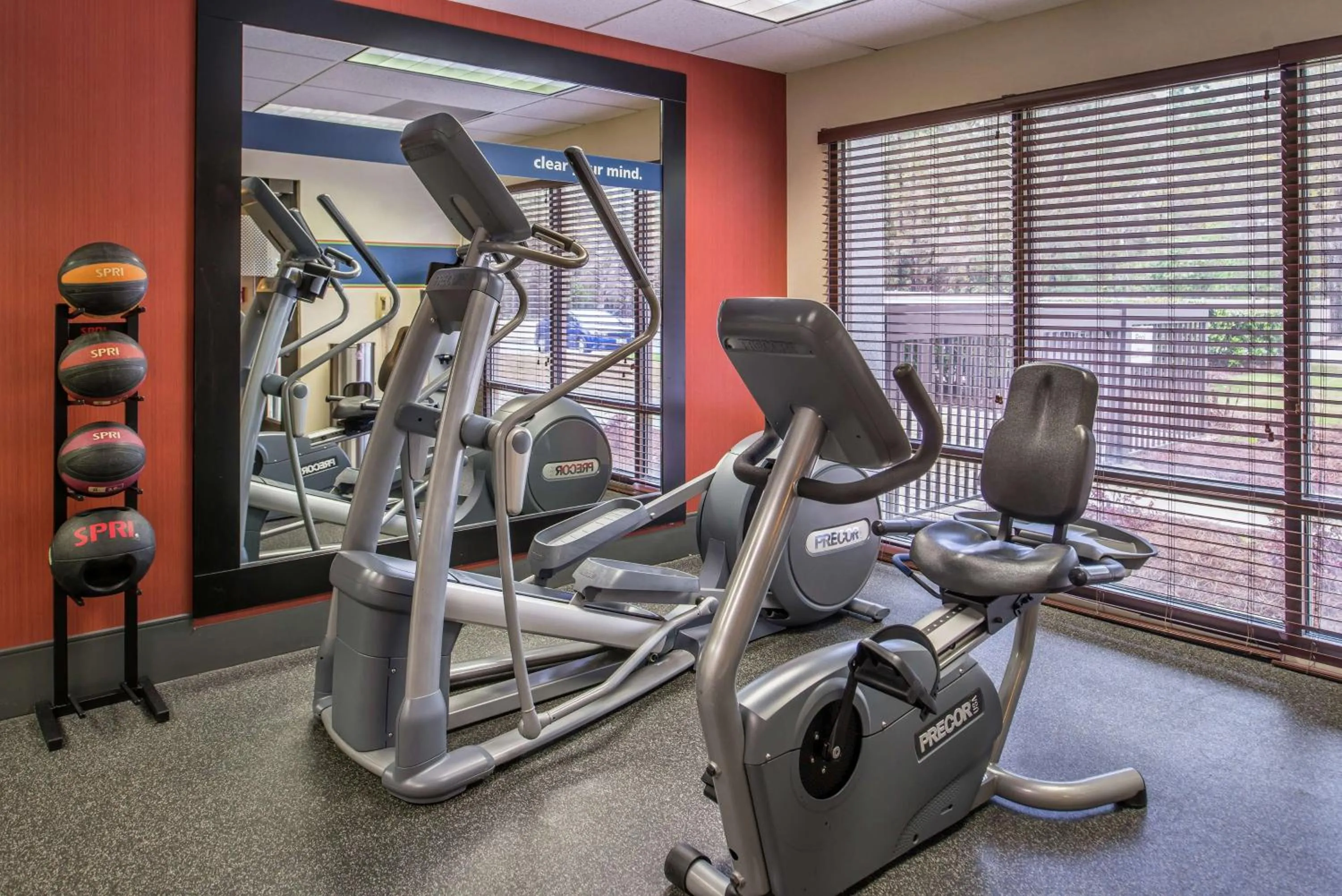 Fitness centre/facilities in Hampton Inn Columbia Northeast-Fort Jackson Area