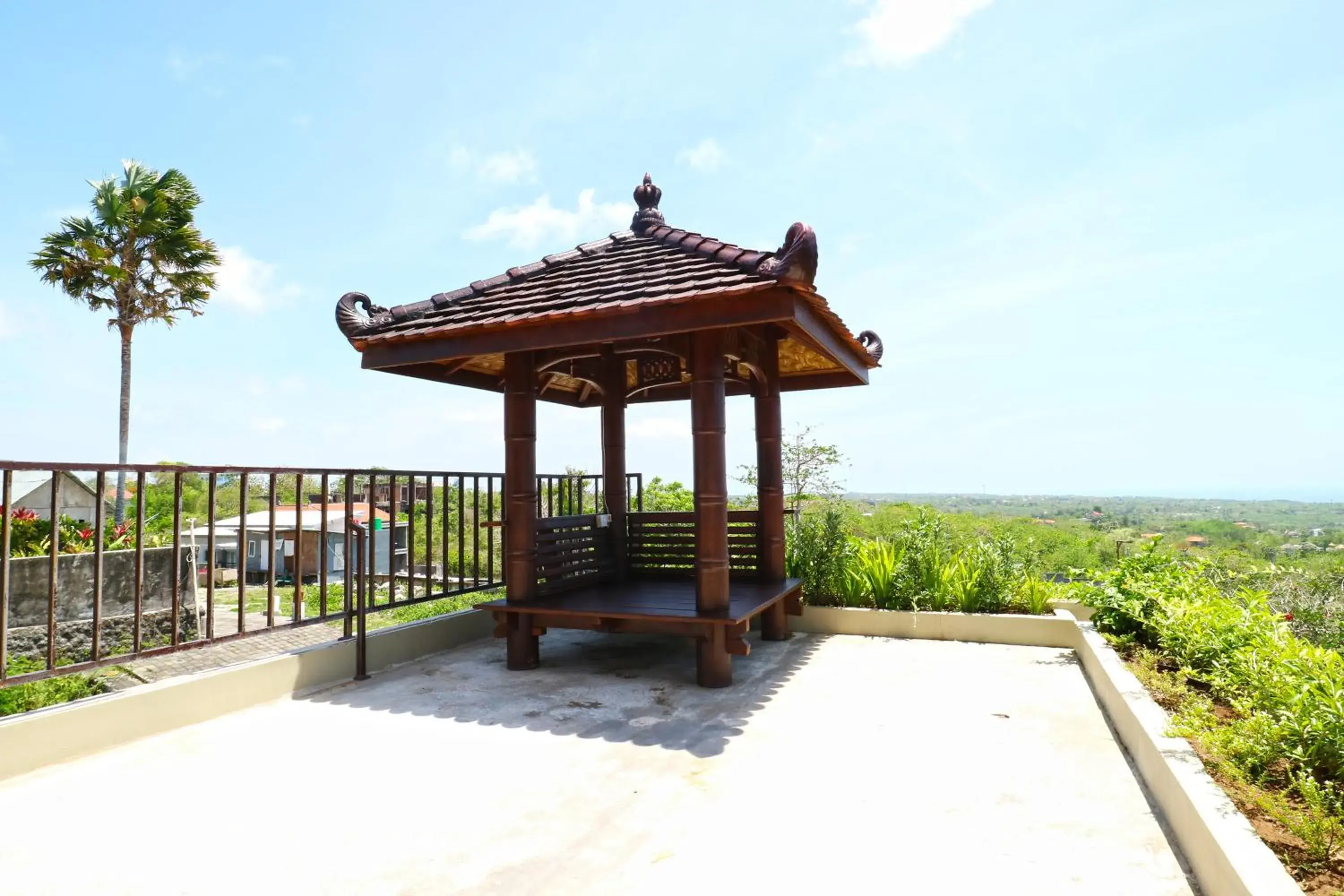 Patio in The Ocean Views Luxury Villas & Apartment Patio in The Ocean Views Luxury Villas & Apartment