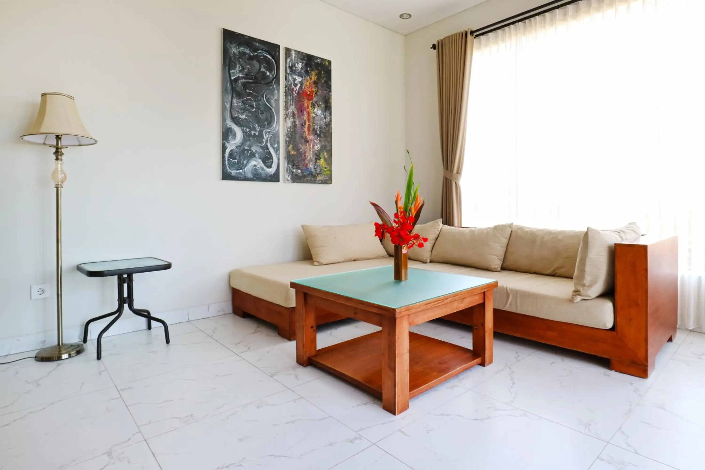 Living room in The Ocean Views Luxury Villas & Apartment Living room in The Ocean Views Luxury Villas & Apartment